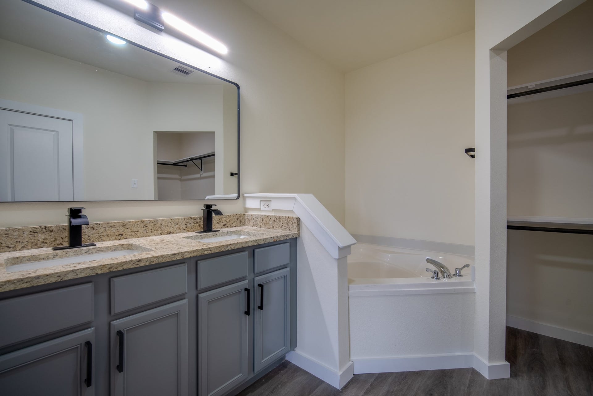 6619 Plum Springs Lane, Richmond, TX 77469