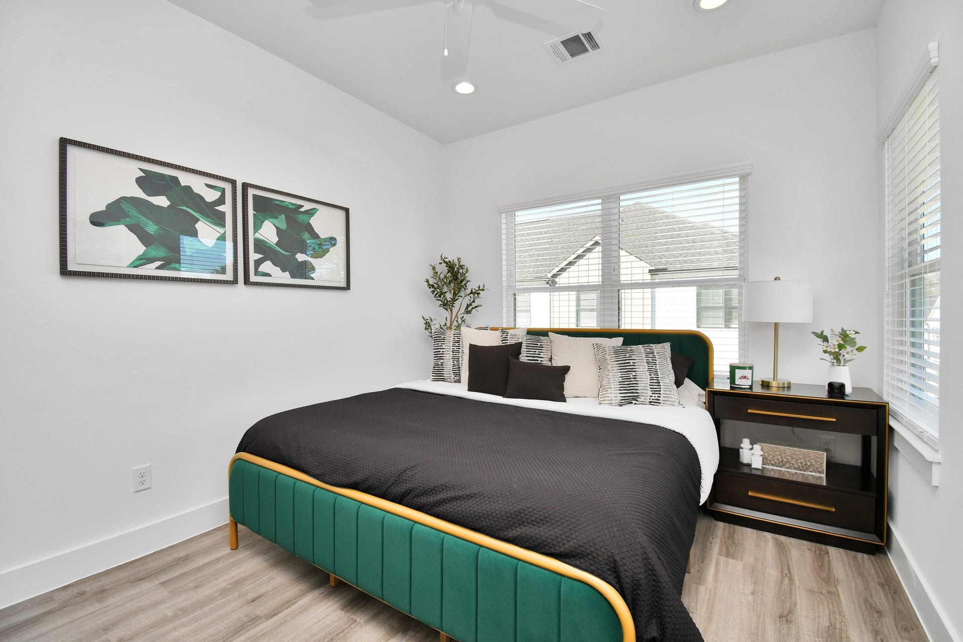 2002 Laverne Willow Lane, #A, Houston, TX 77080 Bedroom #2