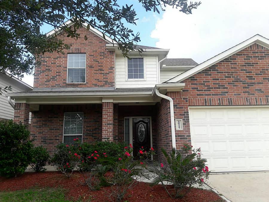 Property photo for 13111 Rippling Creek Lane S, Pearland, TX