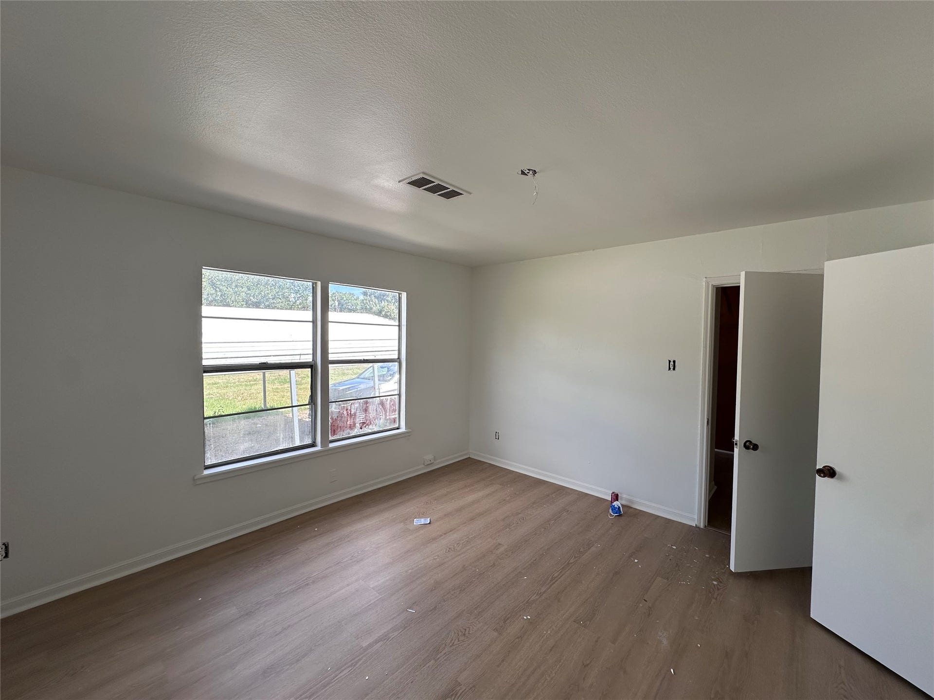 2570 Stadium Drive, Alvin, TX 77511