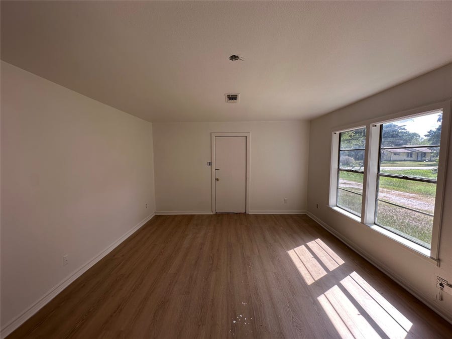 Property photo for 2570 Stadium Drive, Alvin, TX
