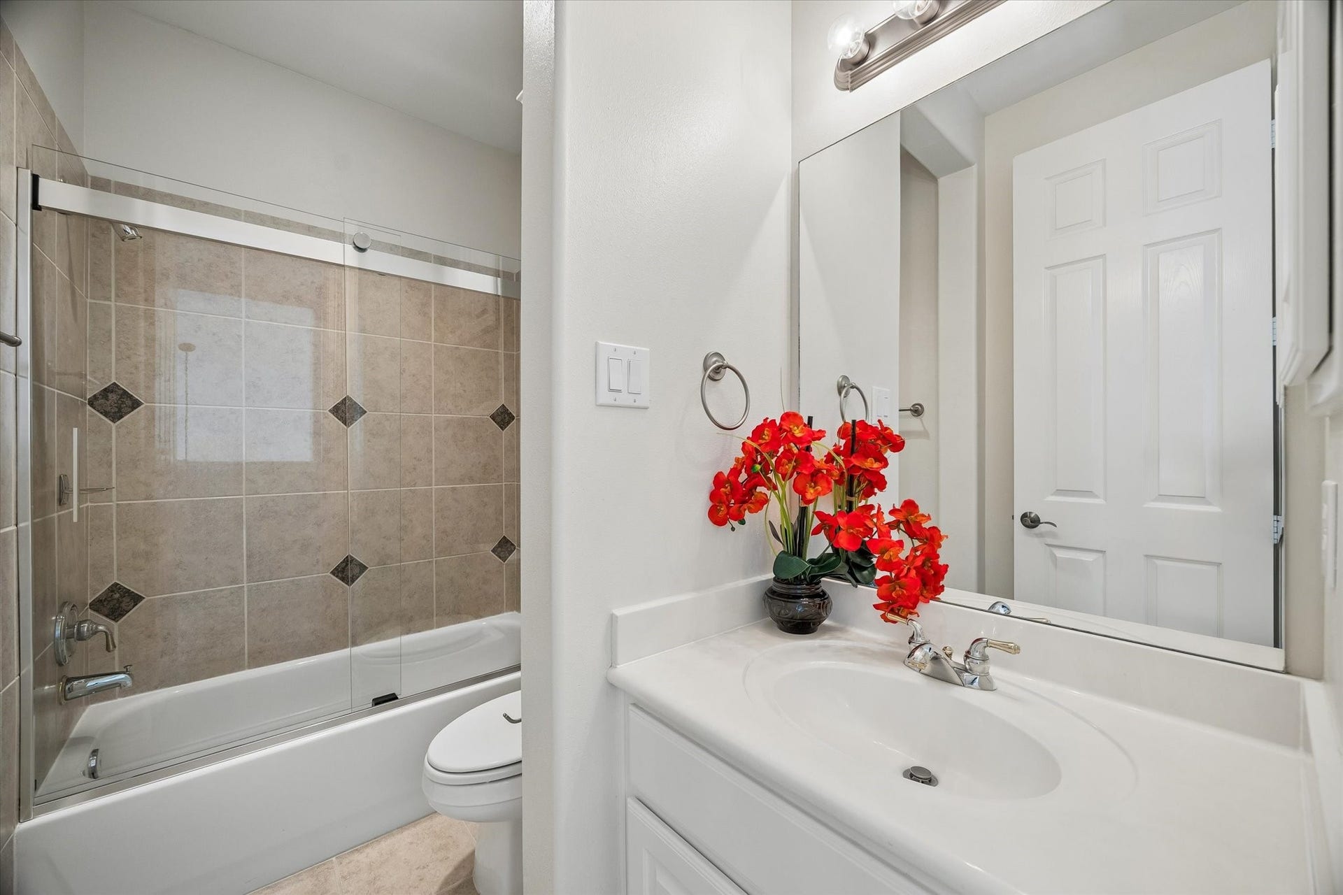 5230 Turning Leaf Lane, Sugar Land, TX 77479 5230 Turning Leaf Lane, Sugar Land, TX 77479