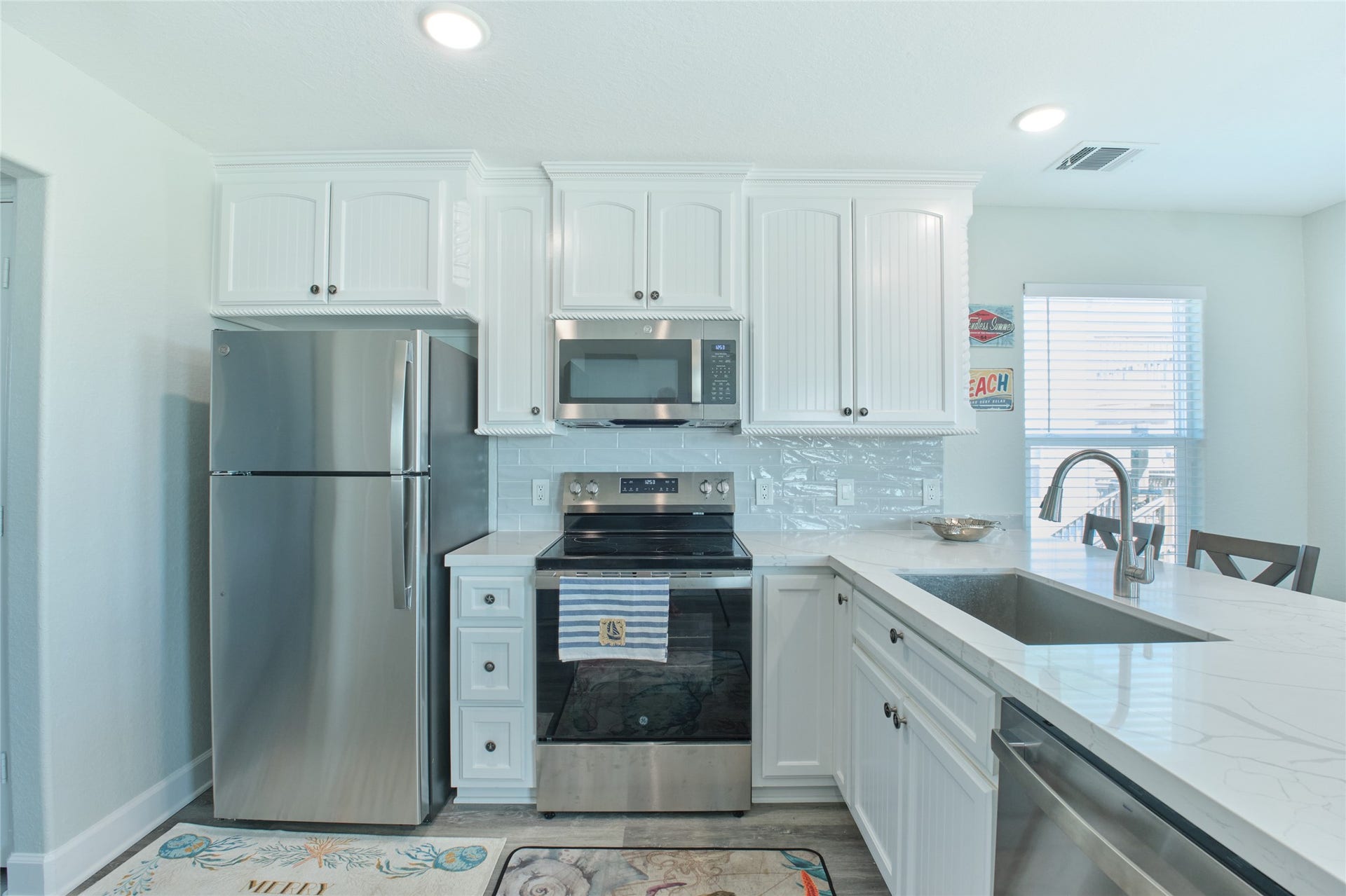 104 Pompano Lane, Surfside Beach, TX 77541 104 Pompano Lane, Surfside Beach, TX 77541