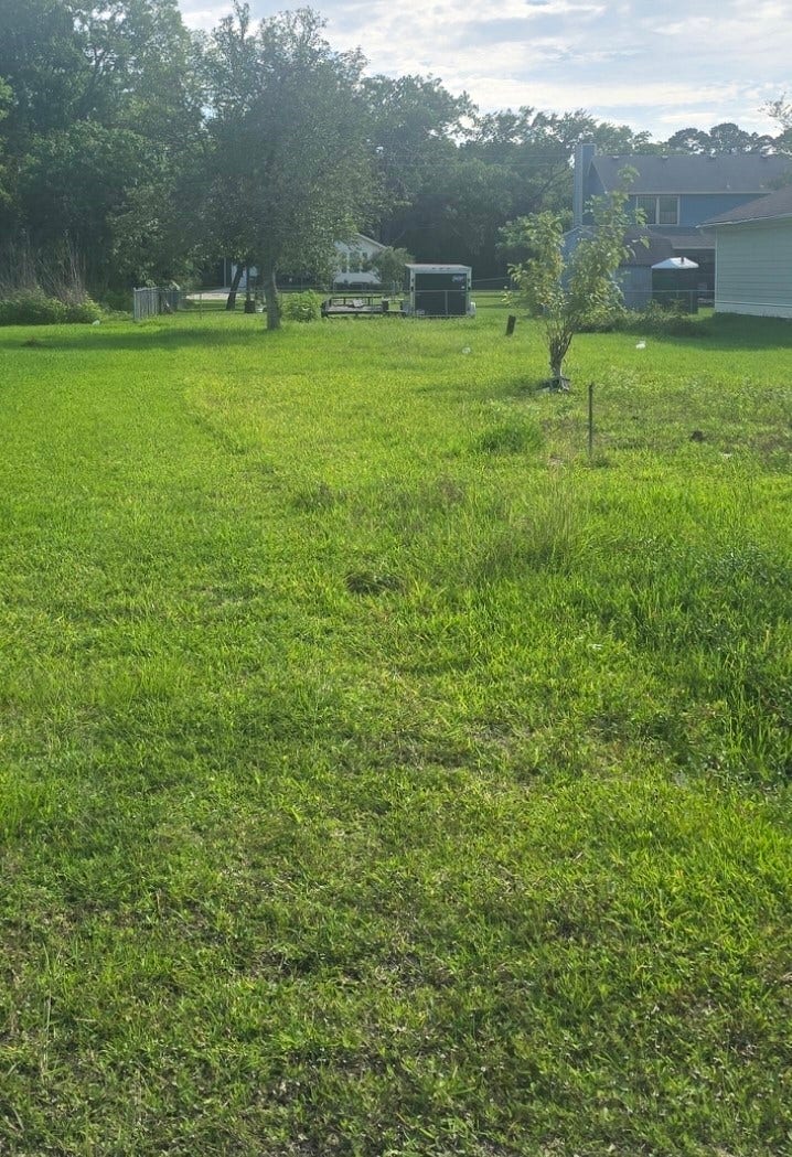 2508 Avenue F, Dickinson, TX 77539 2508 Avenue F, Dickinson, TX 77539