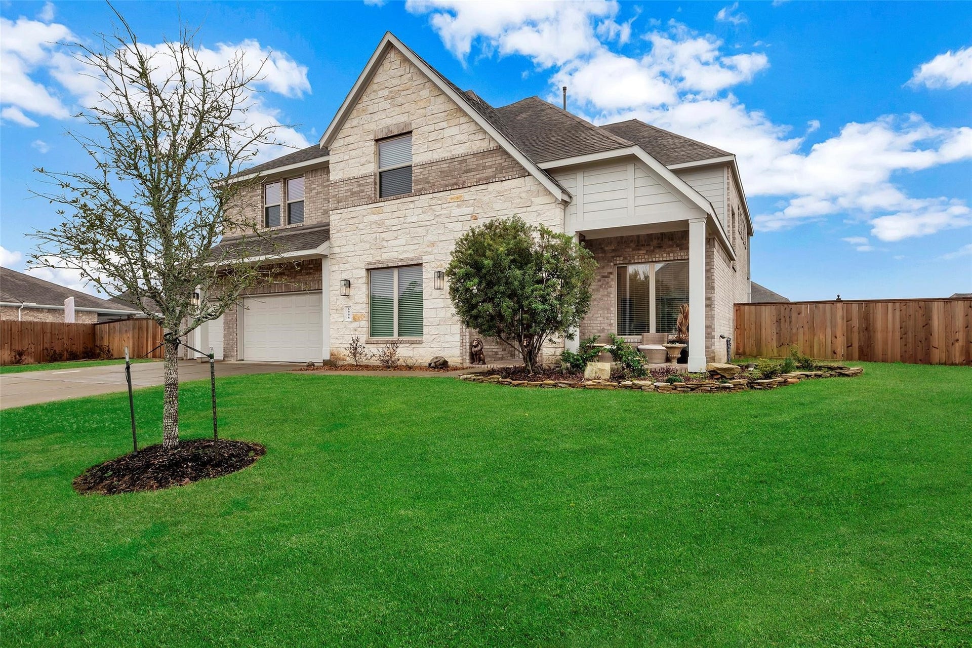6006 Henry Hamlet Drive, Conroe, TX 77304