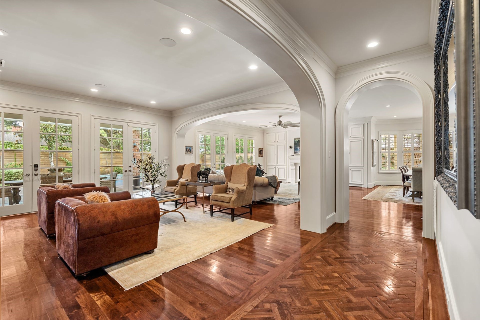 11910 Longleaf Lane, Houston, TX 77024 11910 Longleaf Lane, Houston, TX 77024