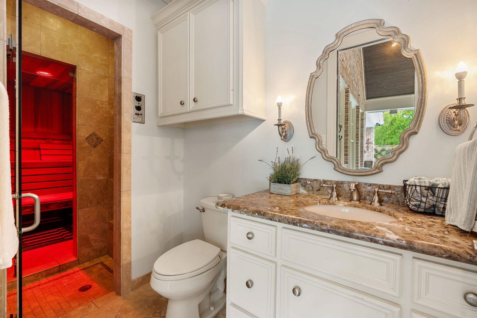 11910 Longleaf Lane, Houston, TX 77024 11910 Longleaf Lane, Houston, TX 77024