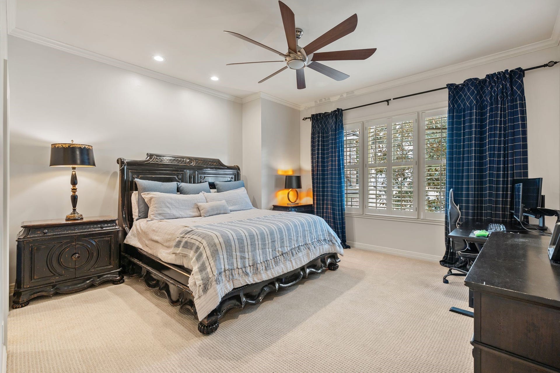 11910 Longleaf Lane, Houston, TX 77024 11910 Longleaf Lane, Houston, TX 77024