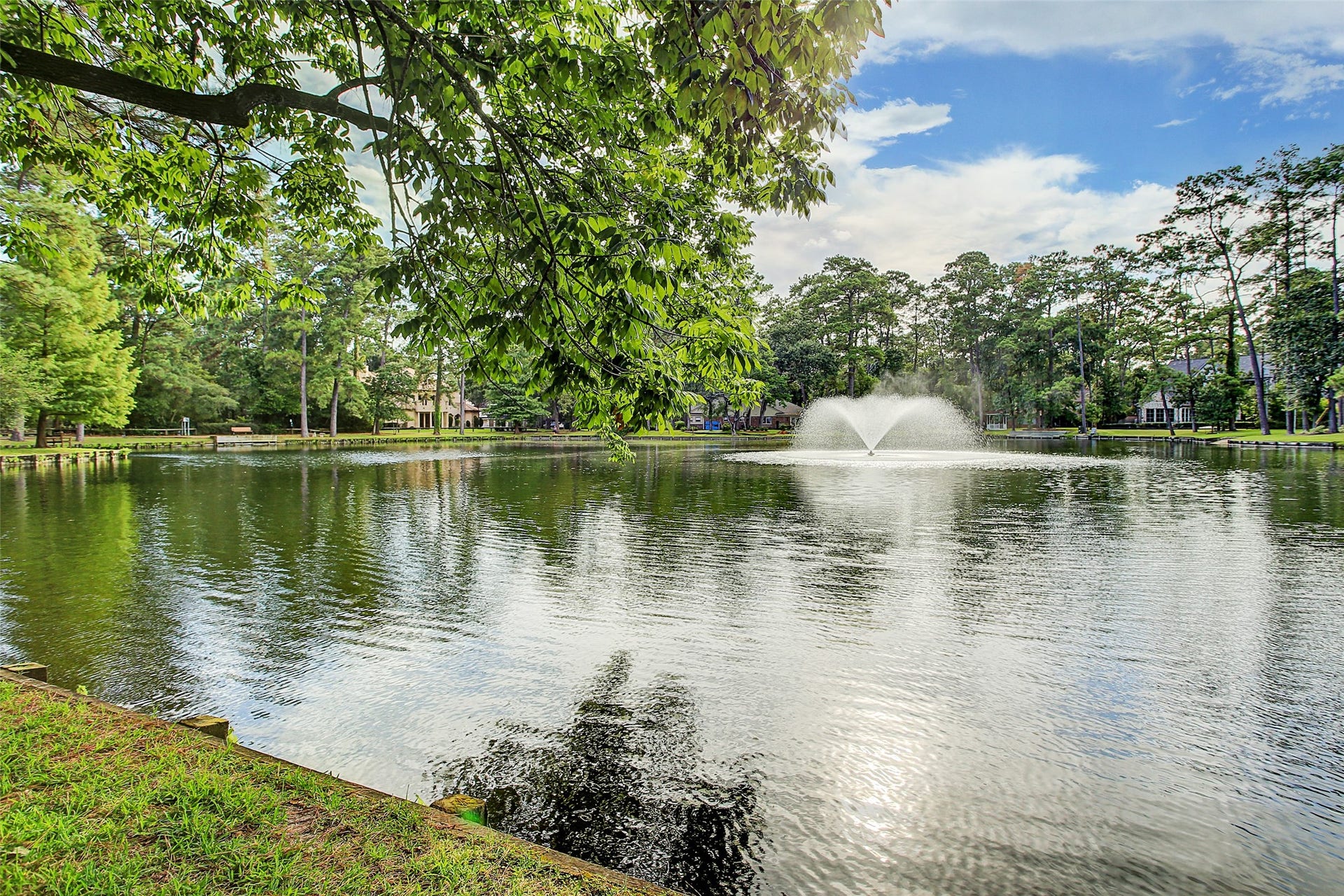 11910 Longleaf Lane, Houston, TX 77024 11910 Longleaf Lane, Houston, TX 77024