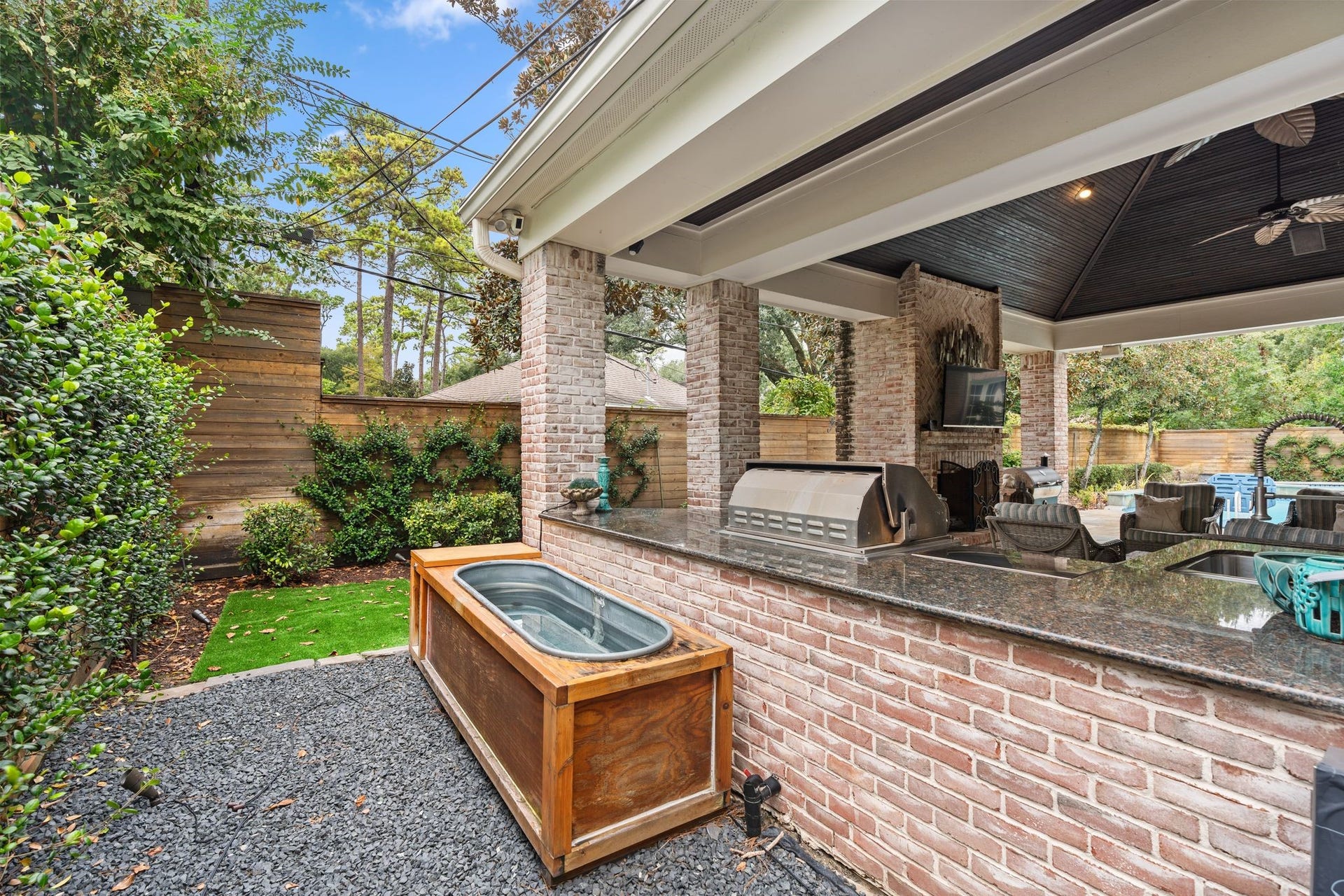 11910 Longleaf Lane, Houston, TX 77024 11910 Longleaf Lane, Houston, TX 77024