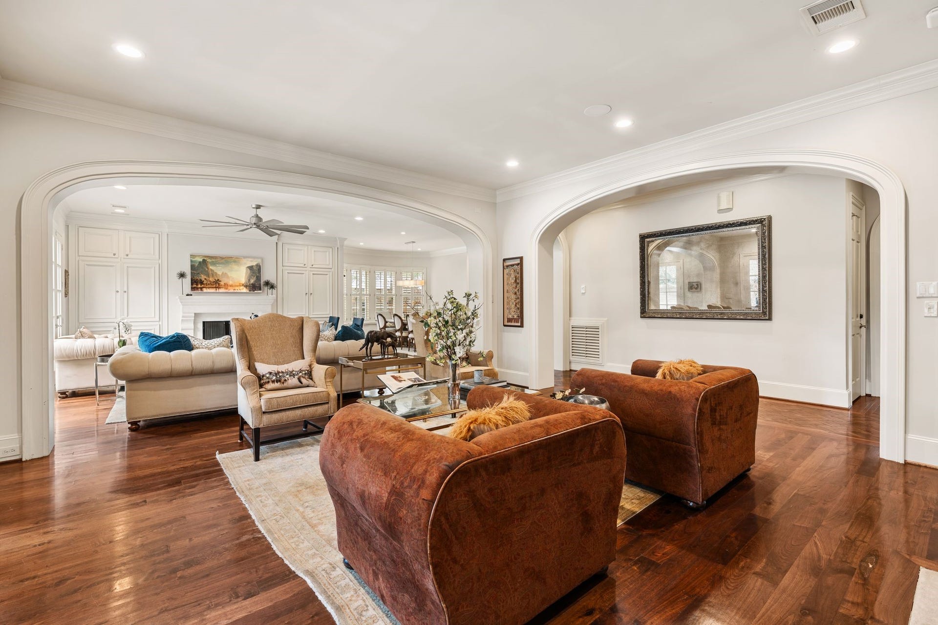 11910 Longleaf Lane, Houston, TX 77024 11910 Longleaf Lane, Houston, TX 77024