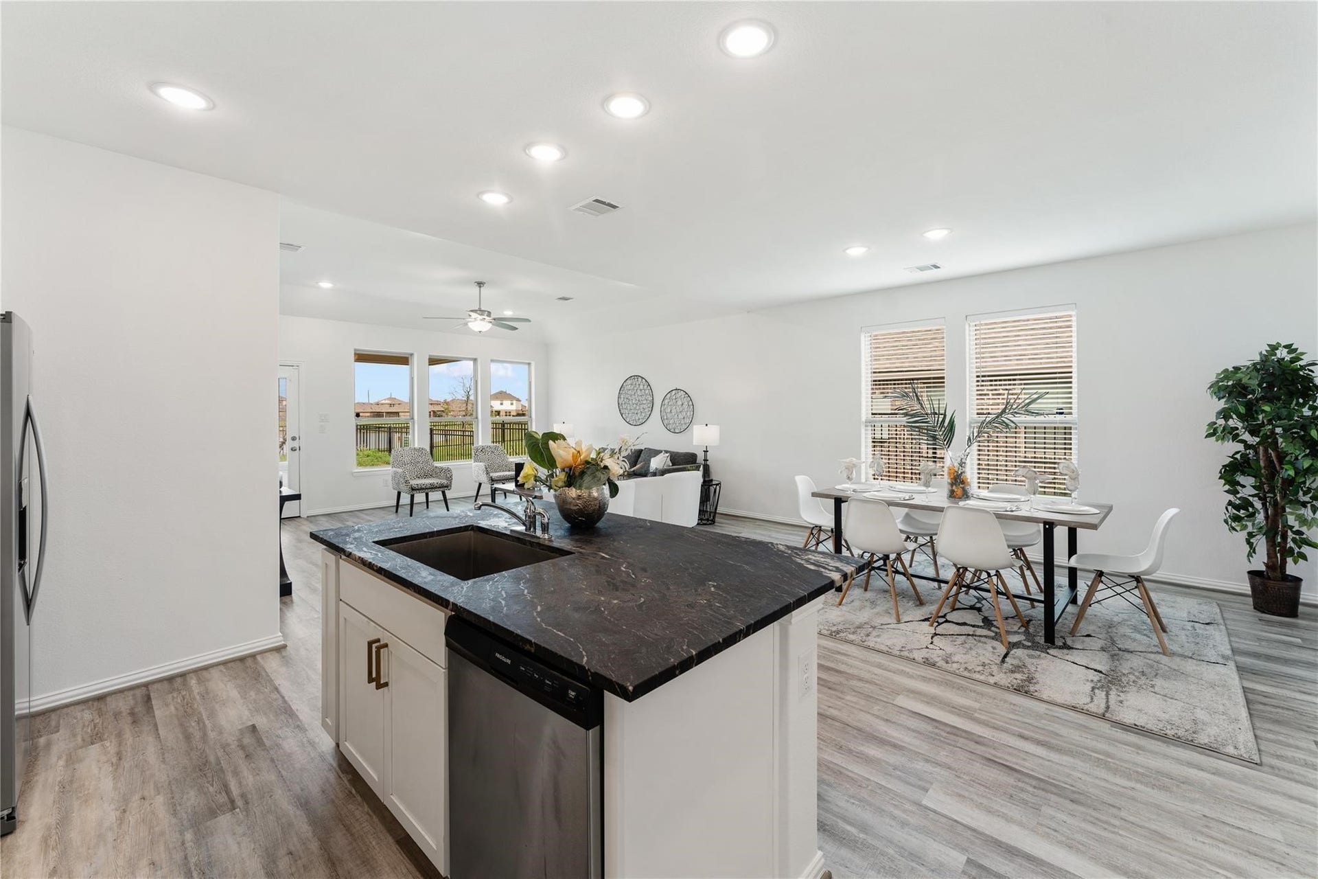 546 Long Beach Bay Drive, Katy, TX 77493 546 Long Beach Bay Drive, Katy, TX 77493