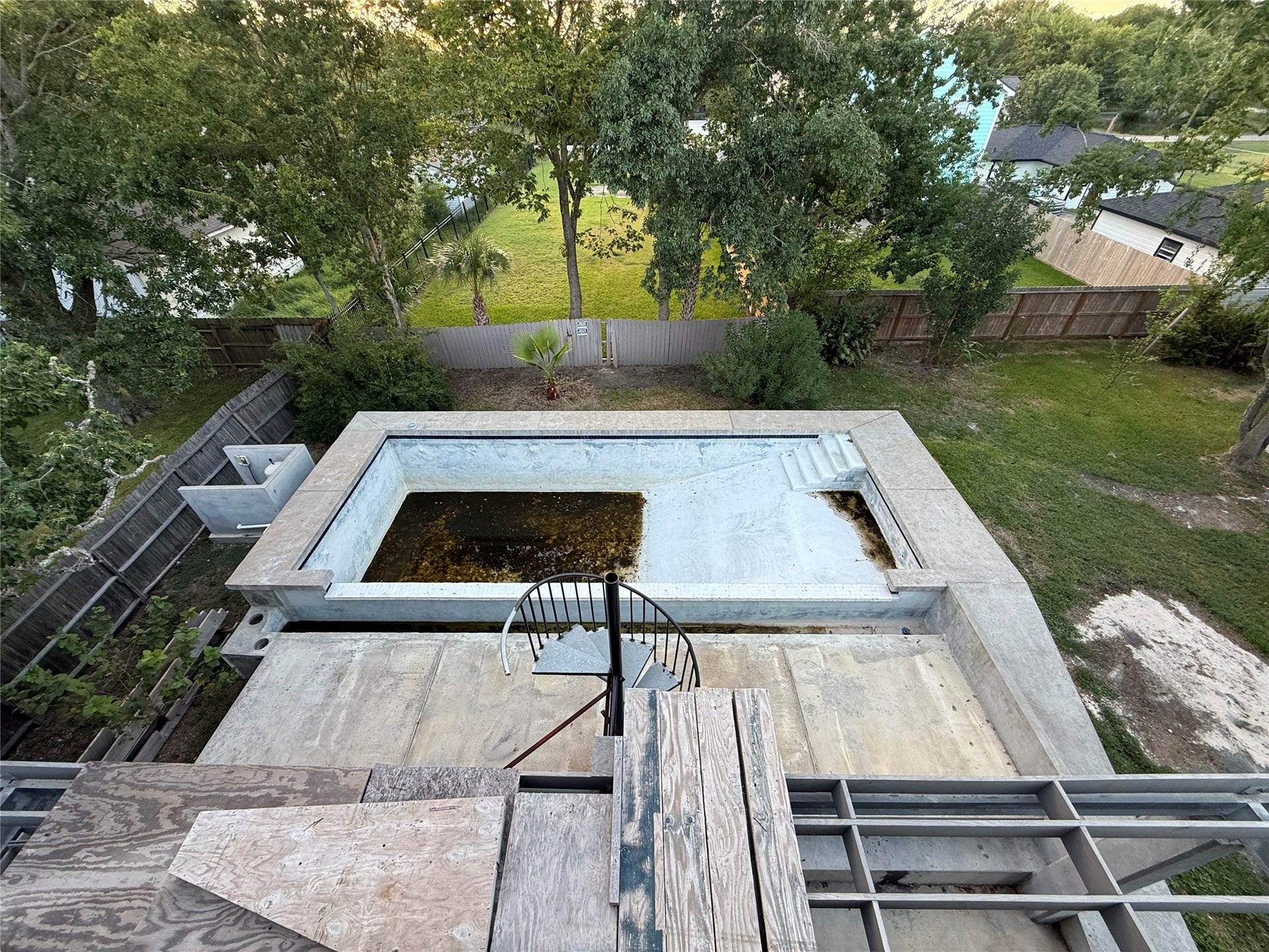 127 5th Street, Dickinson, TX 77539 127 5th Street, Dickinson, TX 77539