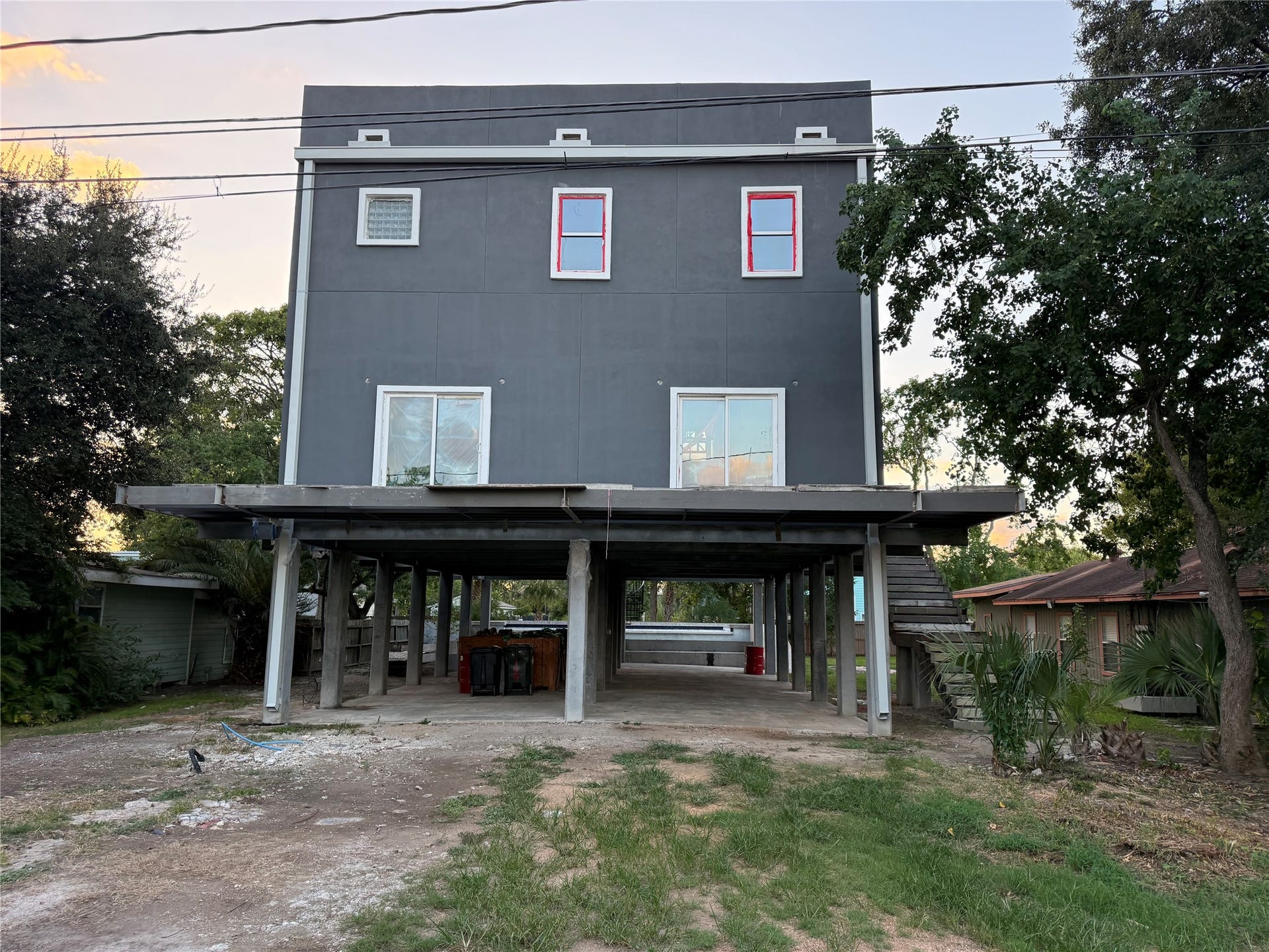 127 5th Street, Dickinson, TX 77539 127 5th Street, Dickinson, TX 77539
