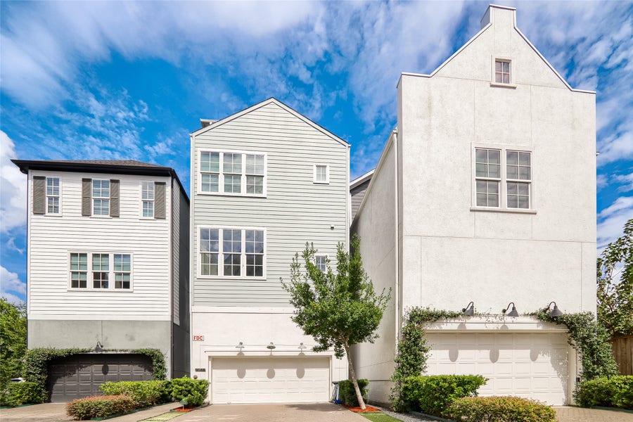 Property photo for 4024 Woodshire Village Estate, Houston, TX