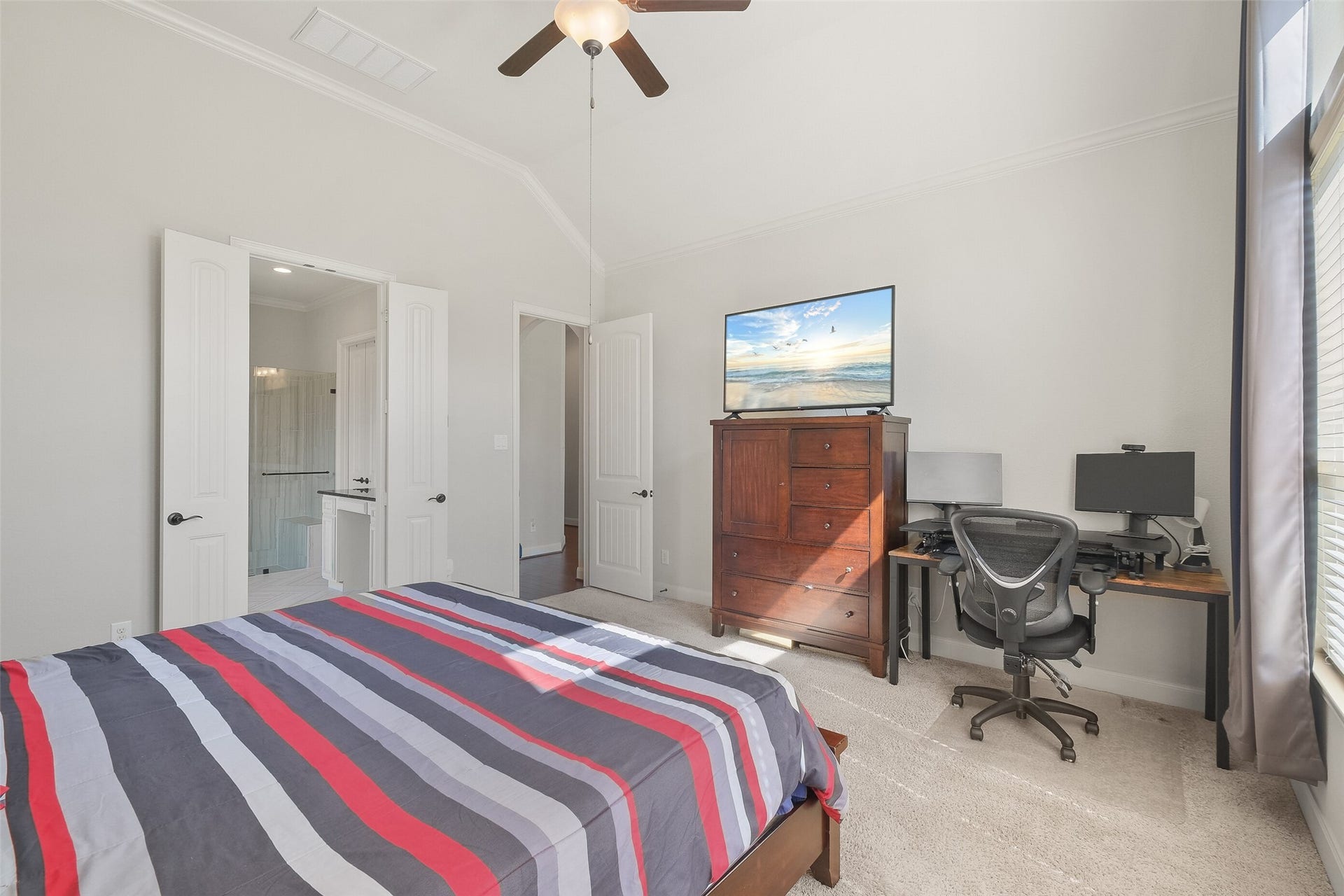8111 Foster Gate Court, Richmond, TX 77407 Primary Bedroom
