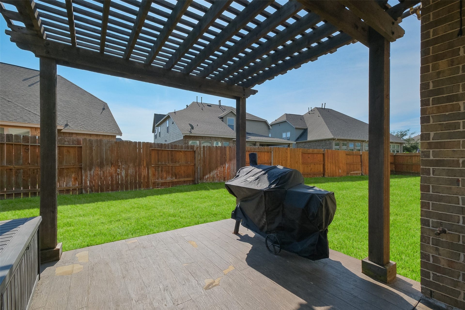 8111 Foster Gate Court, Richmond, TX 77407 Pergola