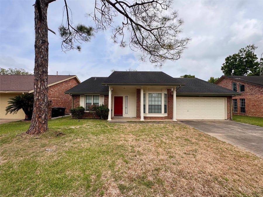 Property photo for 3423 Pecan Point Drive, Sugar Land, TX