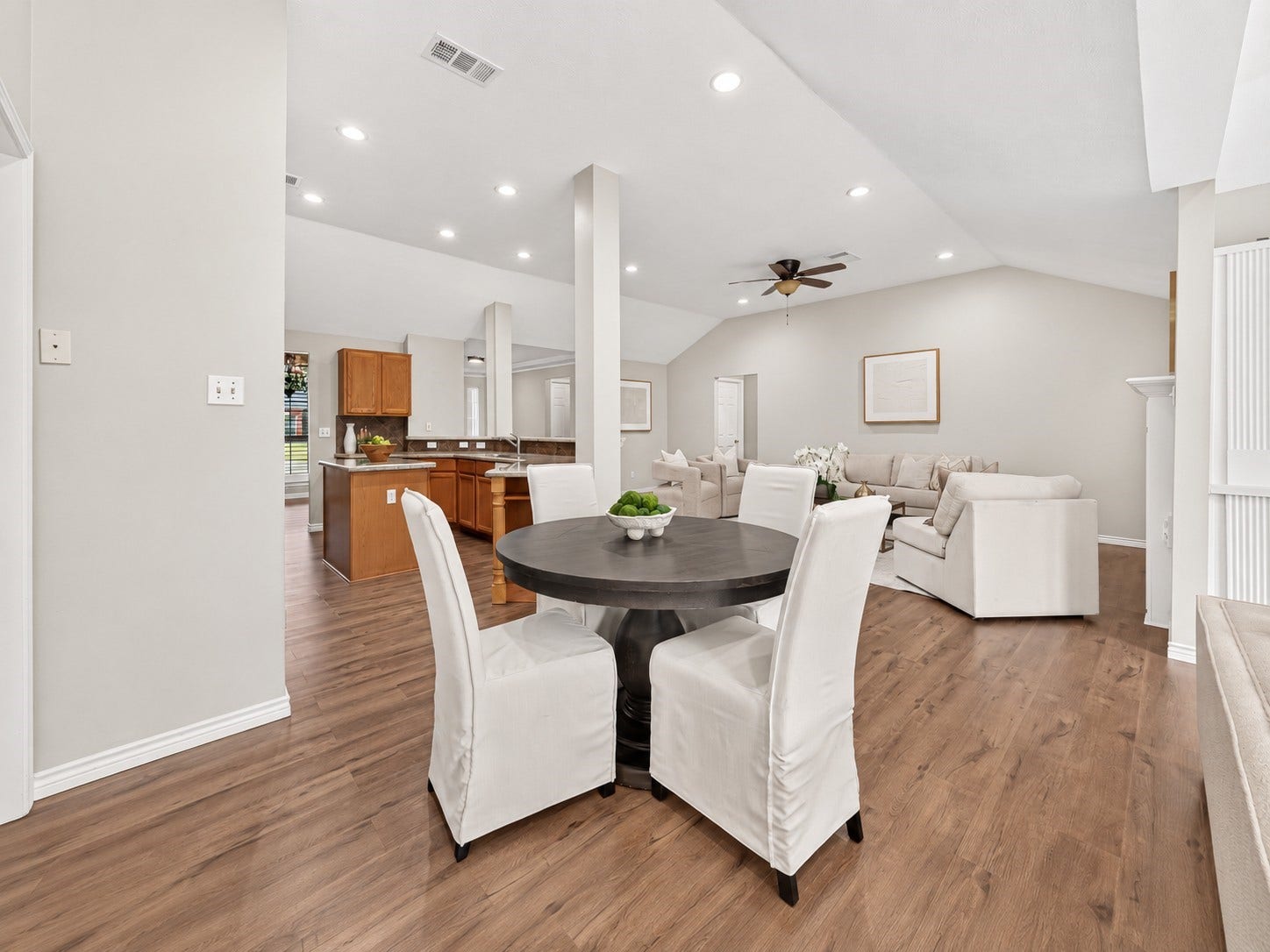 1518 Watts Avenue, Katy, TX 77493 The breakfast area is adjacent to the kitchen and to the sun room.