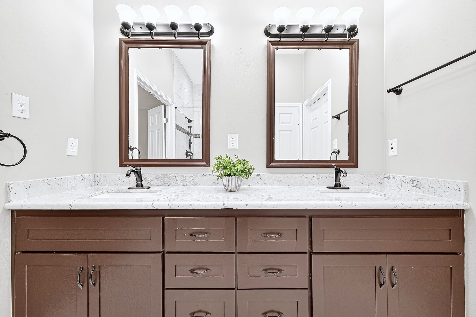 1518 Watts Avenue, Katy, TX 77493 With double sinks and extra counter space, there is plenty of room for everything you need.