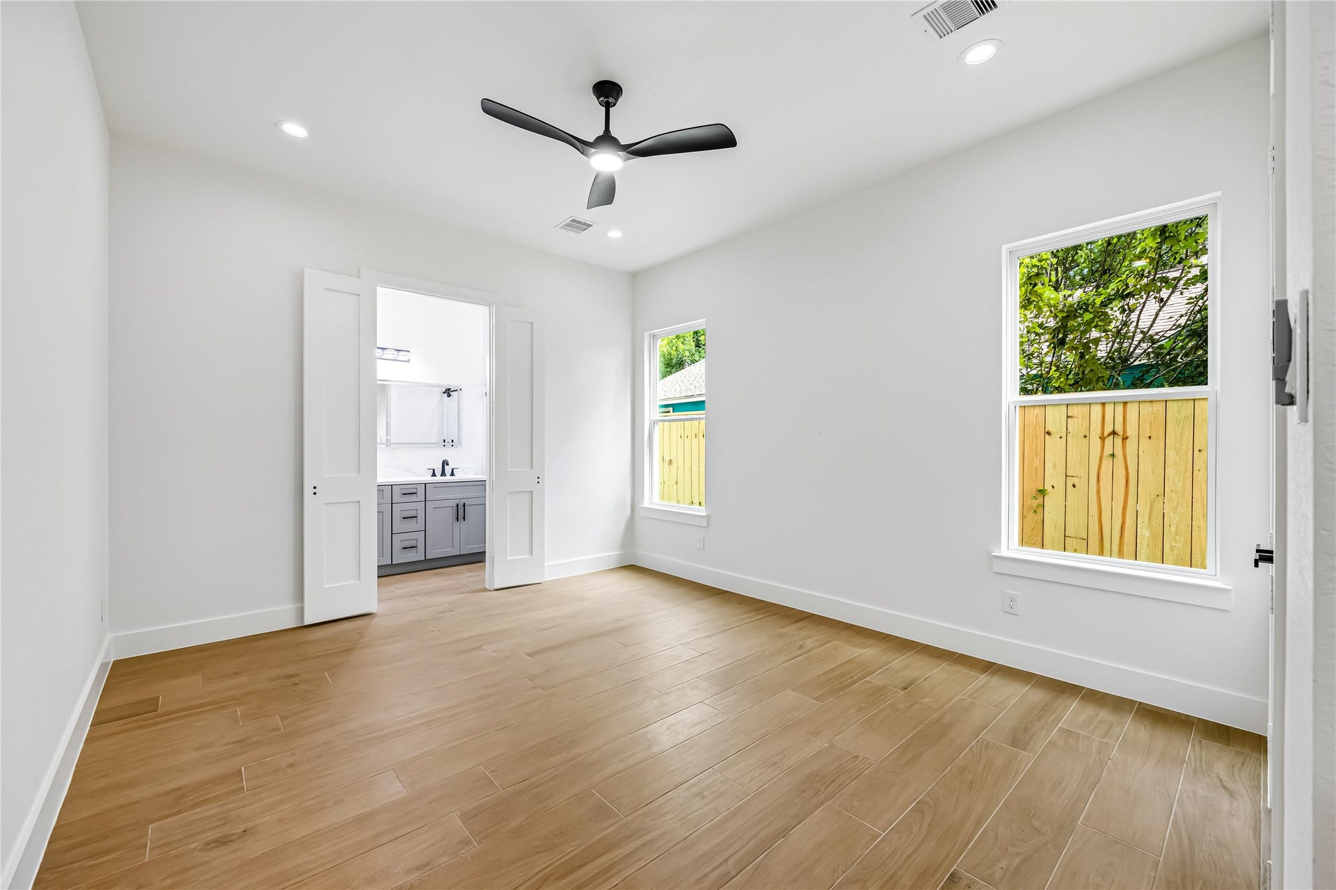 4815 Cruse Rd, #A, Houston, TX 77016 4815 Cruse Rd, #A, Houston, TX 77016
