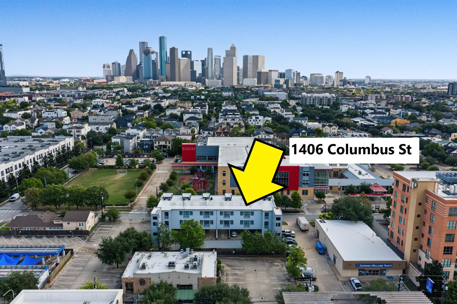City Living at Your Doorstep! Enjoy Houston's urban lifestyle with Downtown just minutes away! Perfectly positioned near the vibrant Montrose, Midtown, and River Oaks neighborhoods, this location puts world-class dining, shopping, entertainment, museums, and cultural attractions within easy reach. Experience the excitement of city living while enjoying the charm of an established neighborhood!