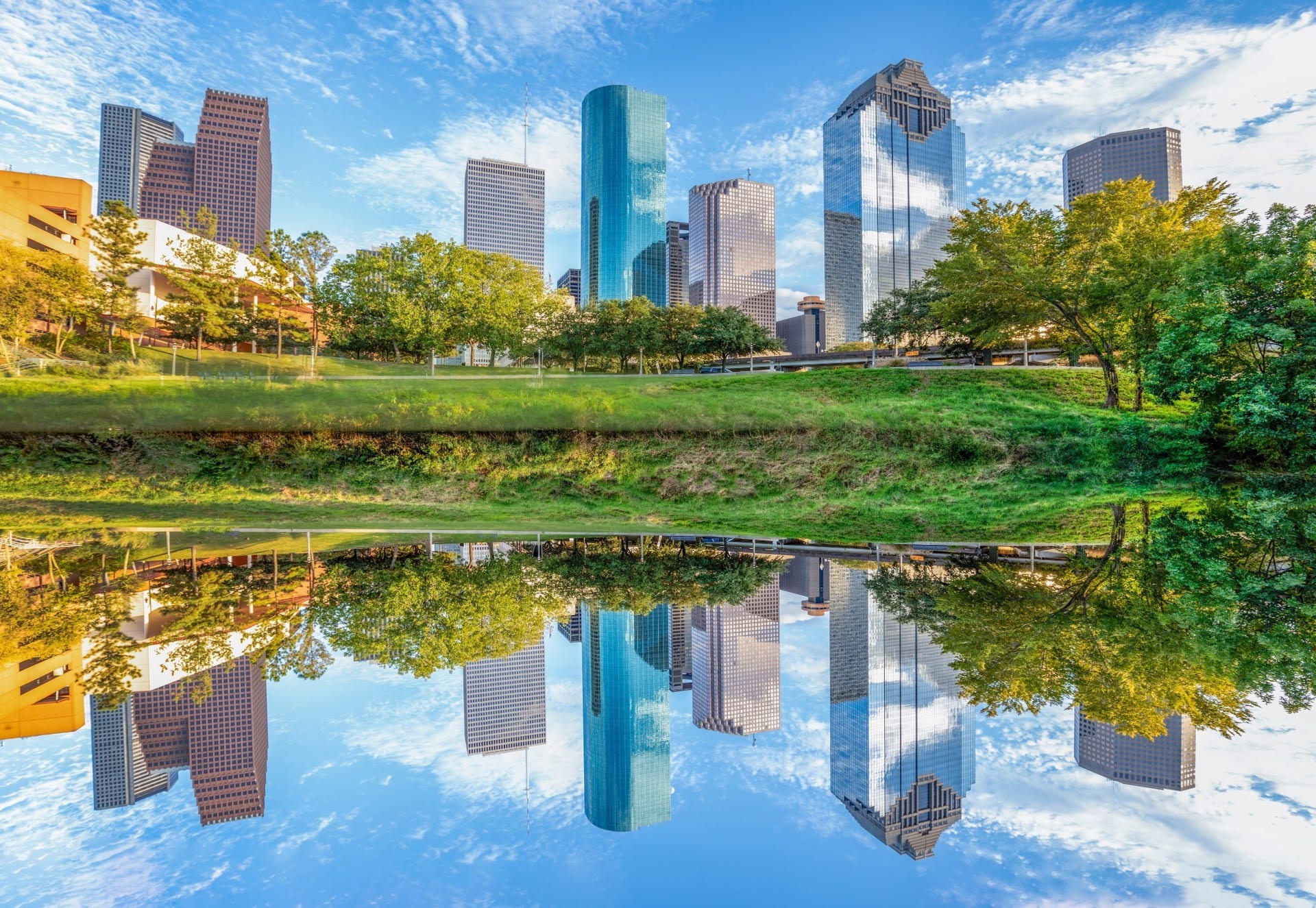 Outdoor Adventure Meets Urban Living! Discover the beauty of Buffalo Bayou Park, where miles of scenic walking and biking trails, lush green spaces, and breathtaking views of the Downtown Houston skyline create the perfect urban escape! Whether enjoying a morning jog, a leisurely bike ride, or a sunset stroll along the bayou, this beloved Houston destination offers endless opportunities to relax, explore, and embrace the outdoors just minutes from home!