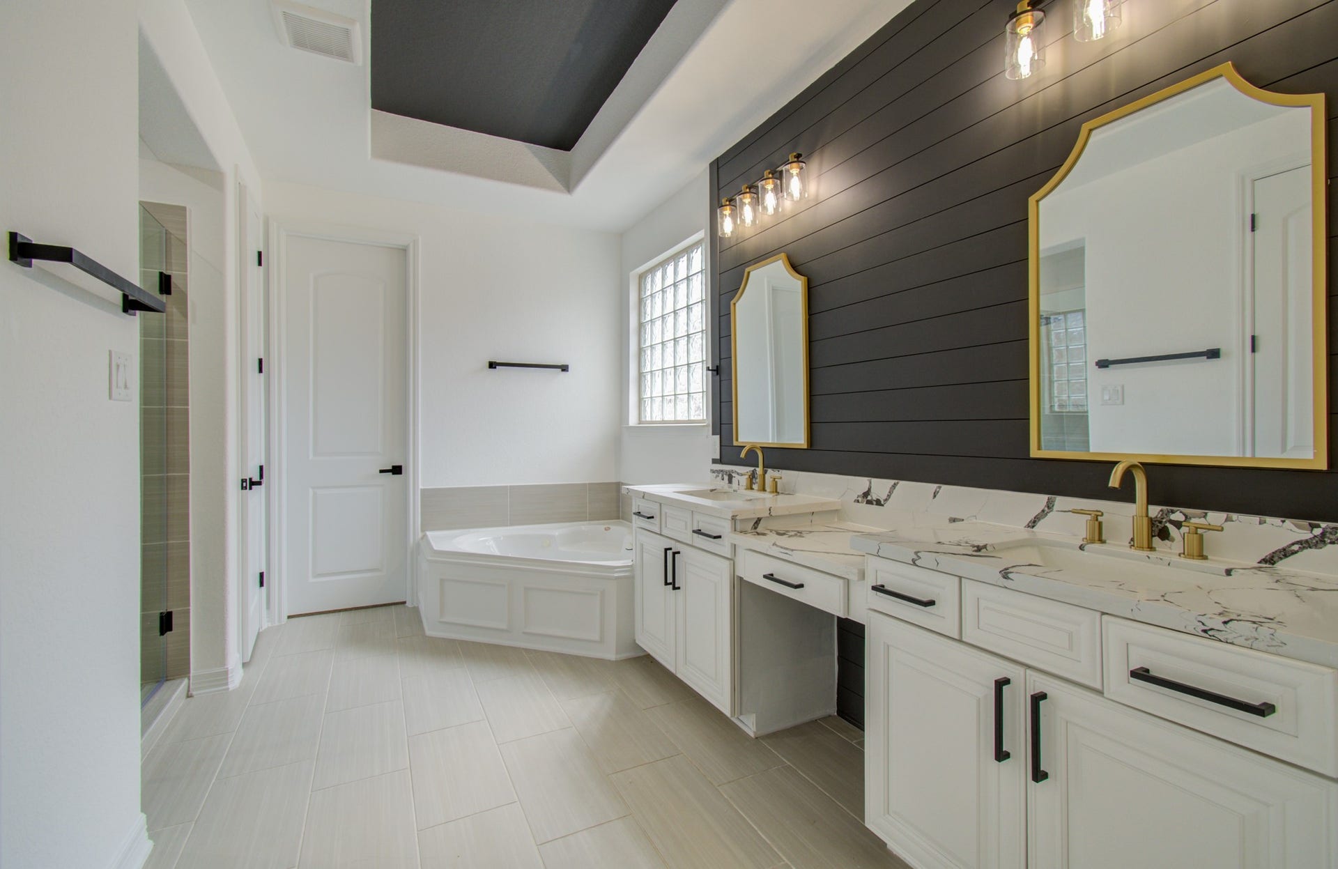 206 Cedar Creek Court, Pinehurst, TX 77362 206 Cedar Creek Court, Pinehurst, TX 77362