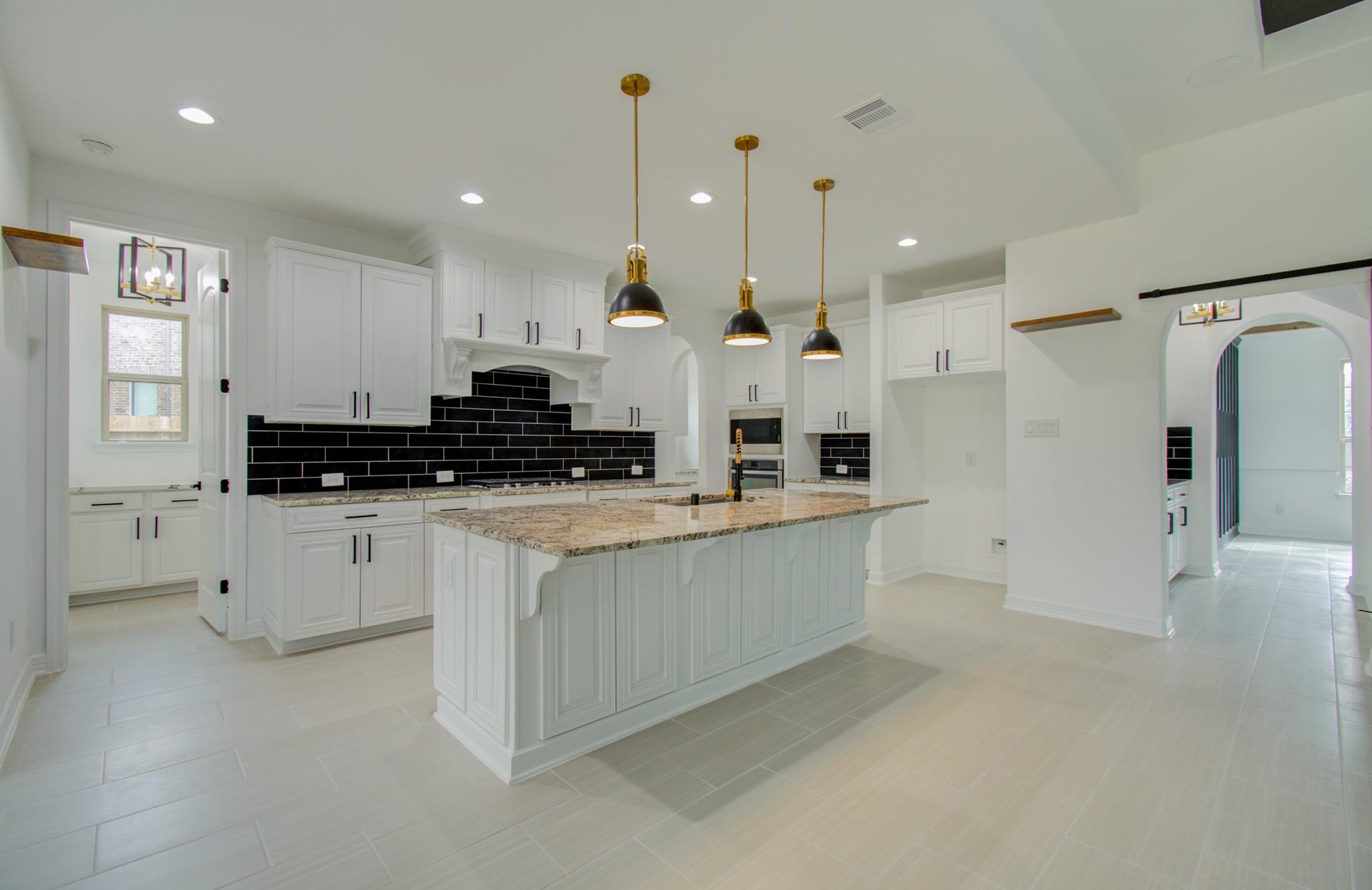206 Cedar Creek Court, Pinehurst, TX 77362 206 Cedar Creek Court, Pinehurst, TX 77362