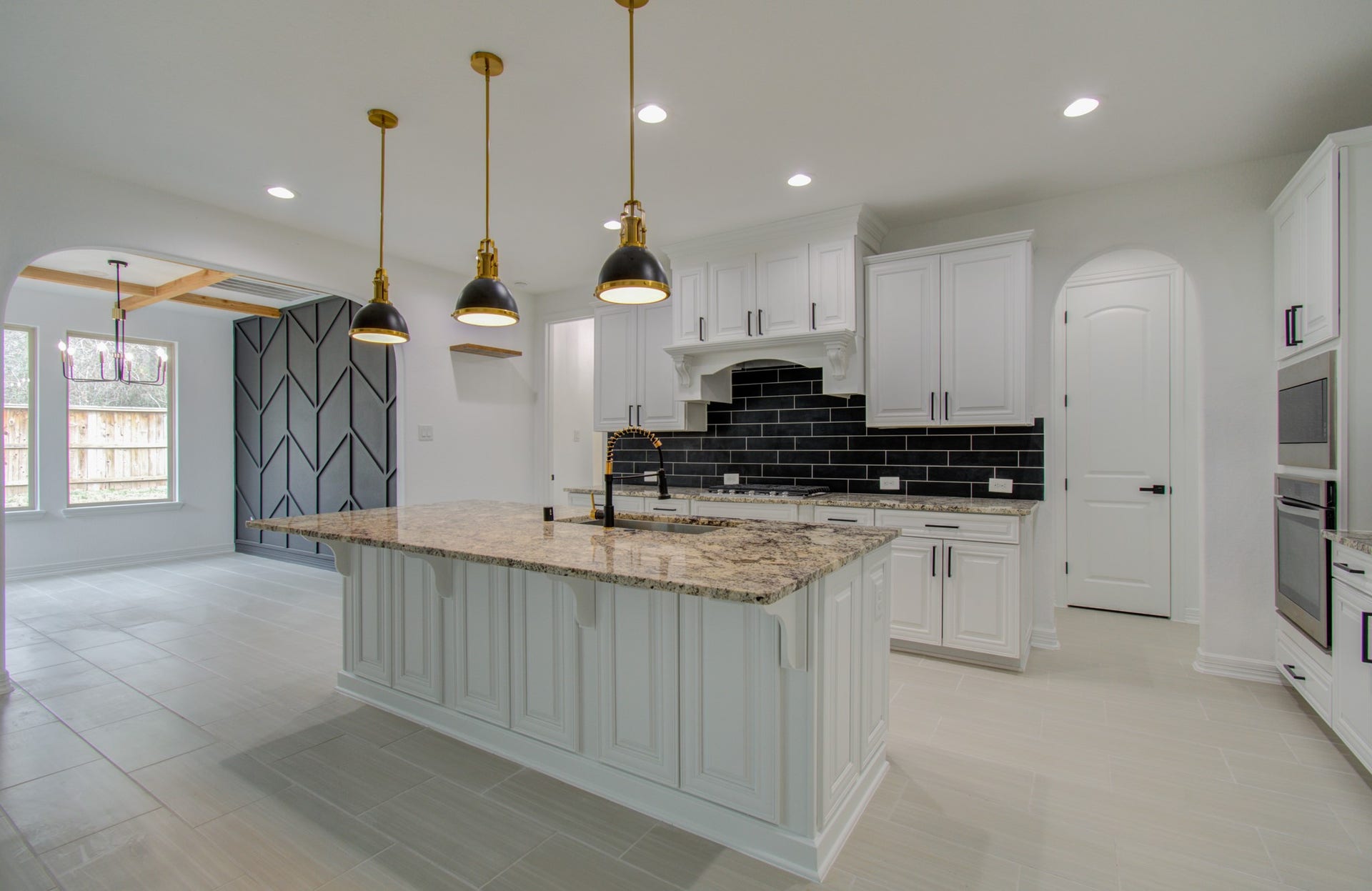 206 Cedar Creek Court, Pinehurst, TX 77362 206 Cedar Creek Court, Pinehurst, TX 77362