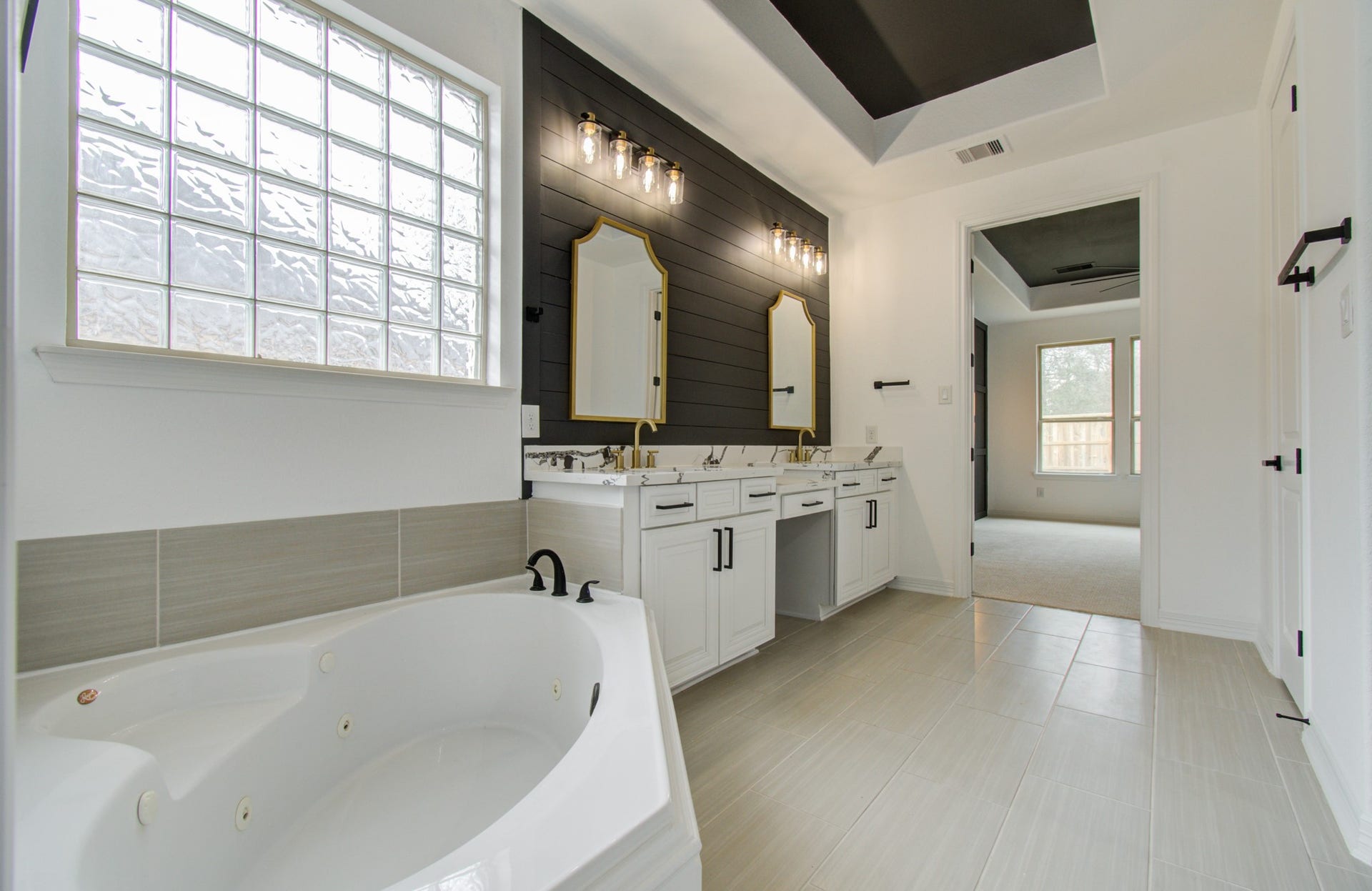 206 Cedar Creek Court, Pinehurst, TX 77362 206 Cedar Creek Court, Pinehurst, TX 77362