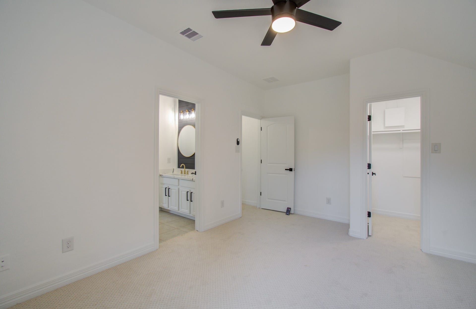 206 Cedar Creek Court, Pinehurst, TX 77362 206 Cedar Creek Court, Pinehurst, TX 77362