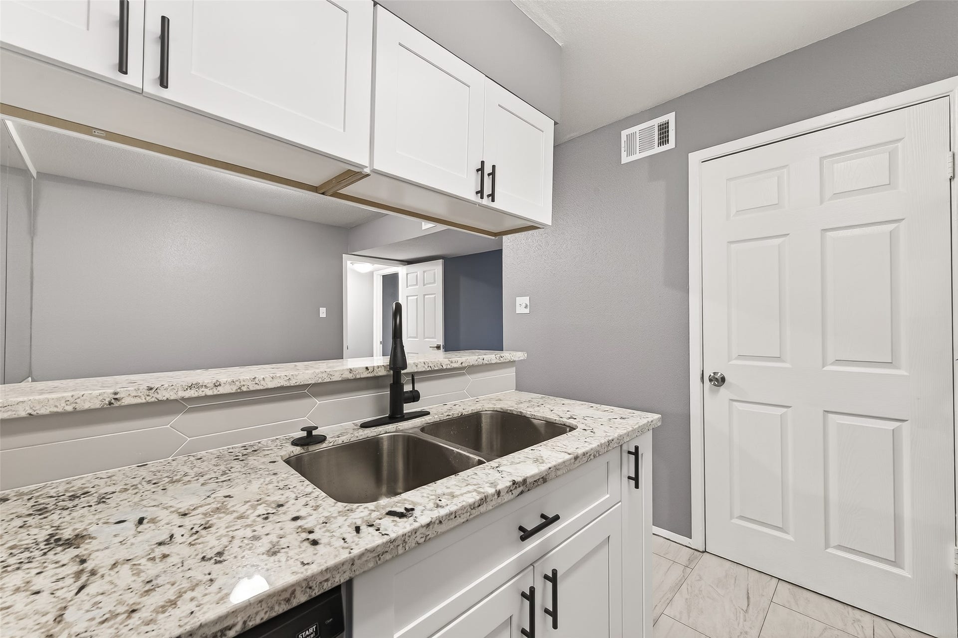 2100 Wilcrest Drive, #225, Houston, TX 77042 2100 Wilcrest Drive, #225, Houston, TX 77042