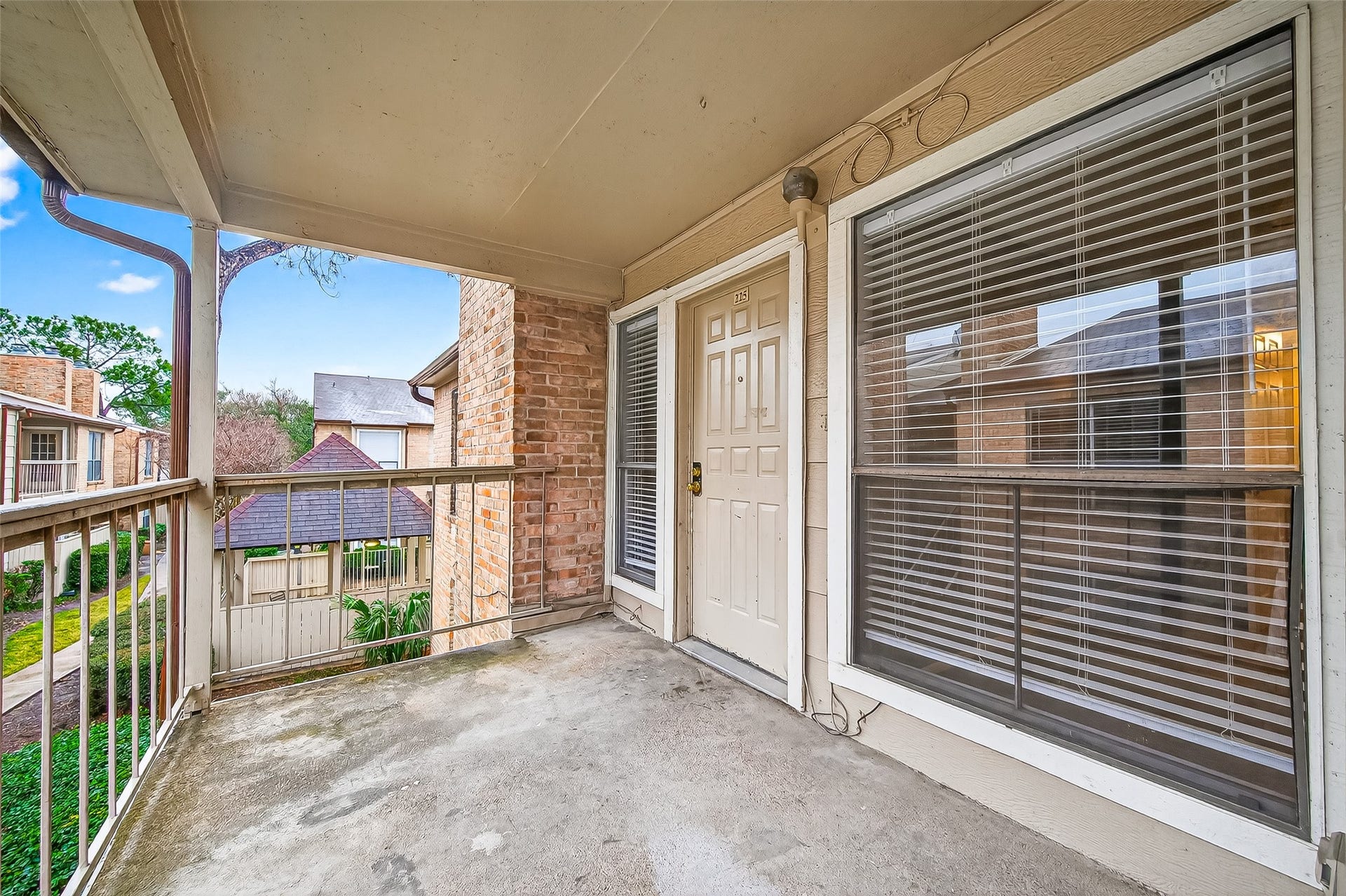 2100 Wilcrest Drive, #225, Houston, TX 77042 2100 Wilcrest Drive, #225, Houston, TX 77042
