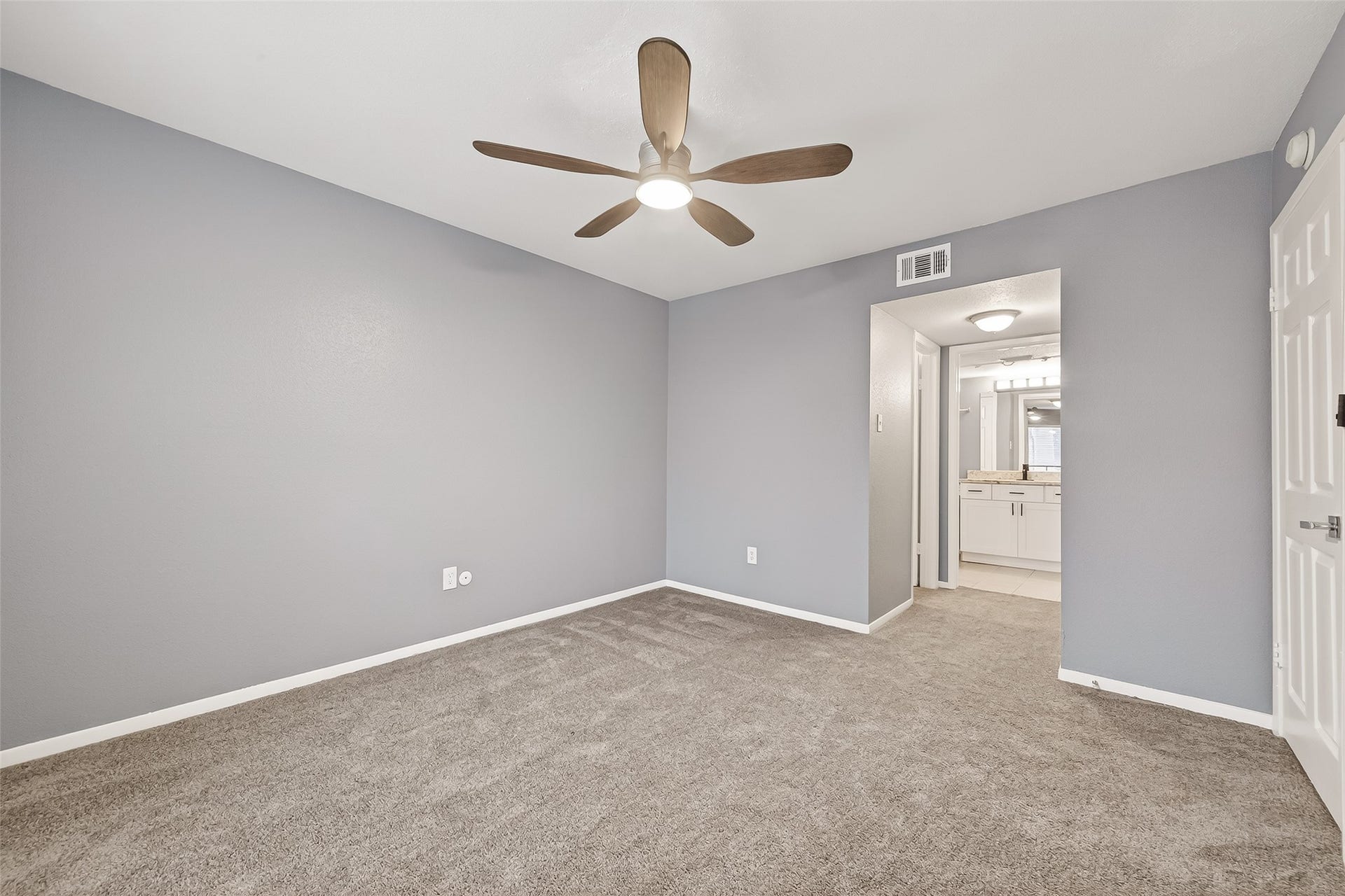 2100 Wilcrest Drive, #225, Houston, TX 77042 2100 Wilcrest Drive, #225, Houston, TX 77042