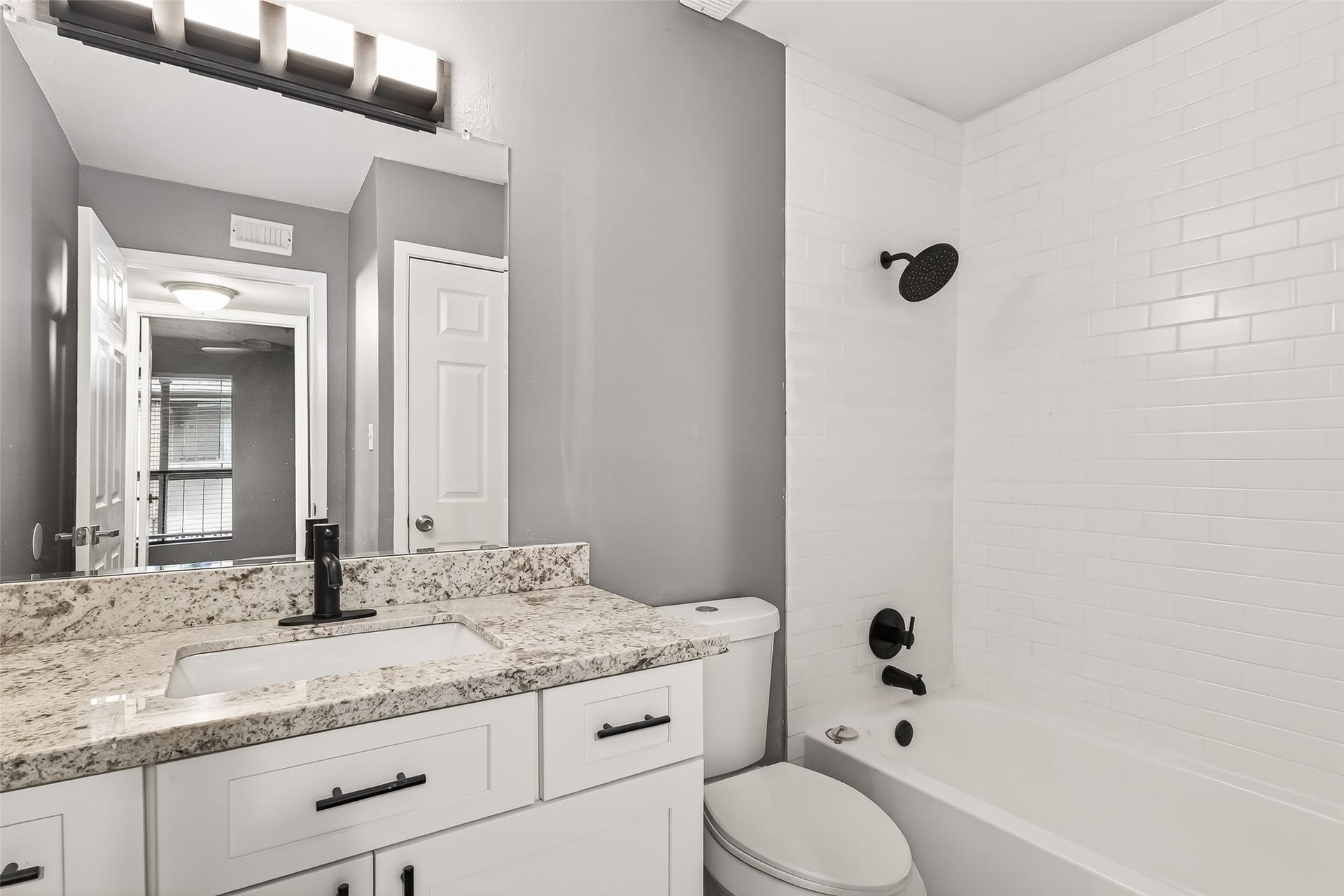 2100 Wilcrest Drive, #225, Houston, TX 77042 2100 Wilcrest Drive, #225, Houston, TX 77042