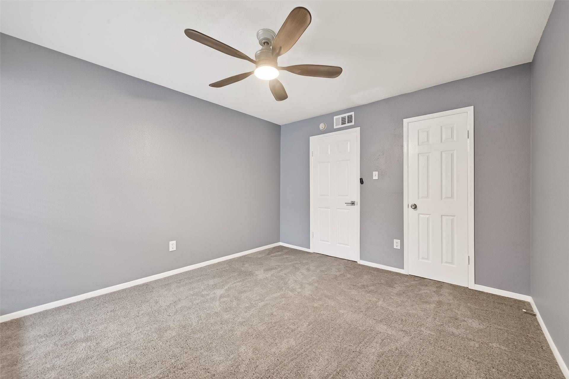 2100 Wilcrest Drive, #225, Houston, TX 77042 2100 Wilcrest Drive, #225, Houston, TX 77042