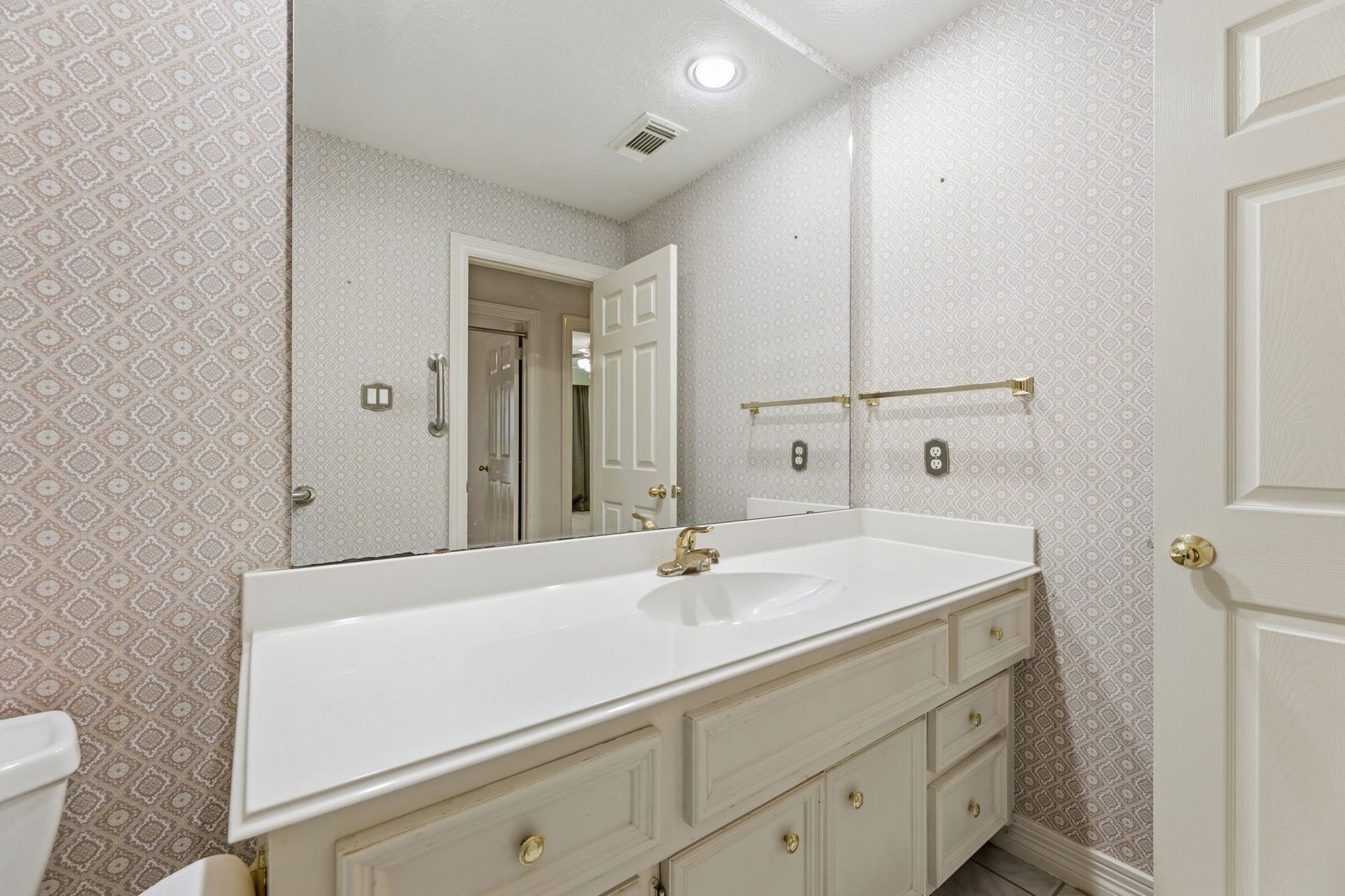 19611 Atasca Oaks Drive, Humble, TX 77346
