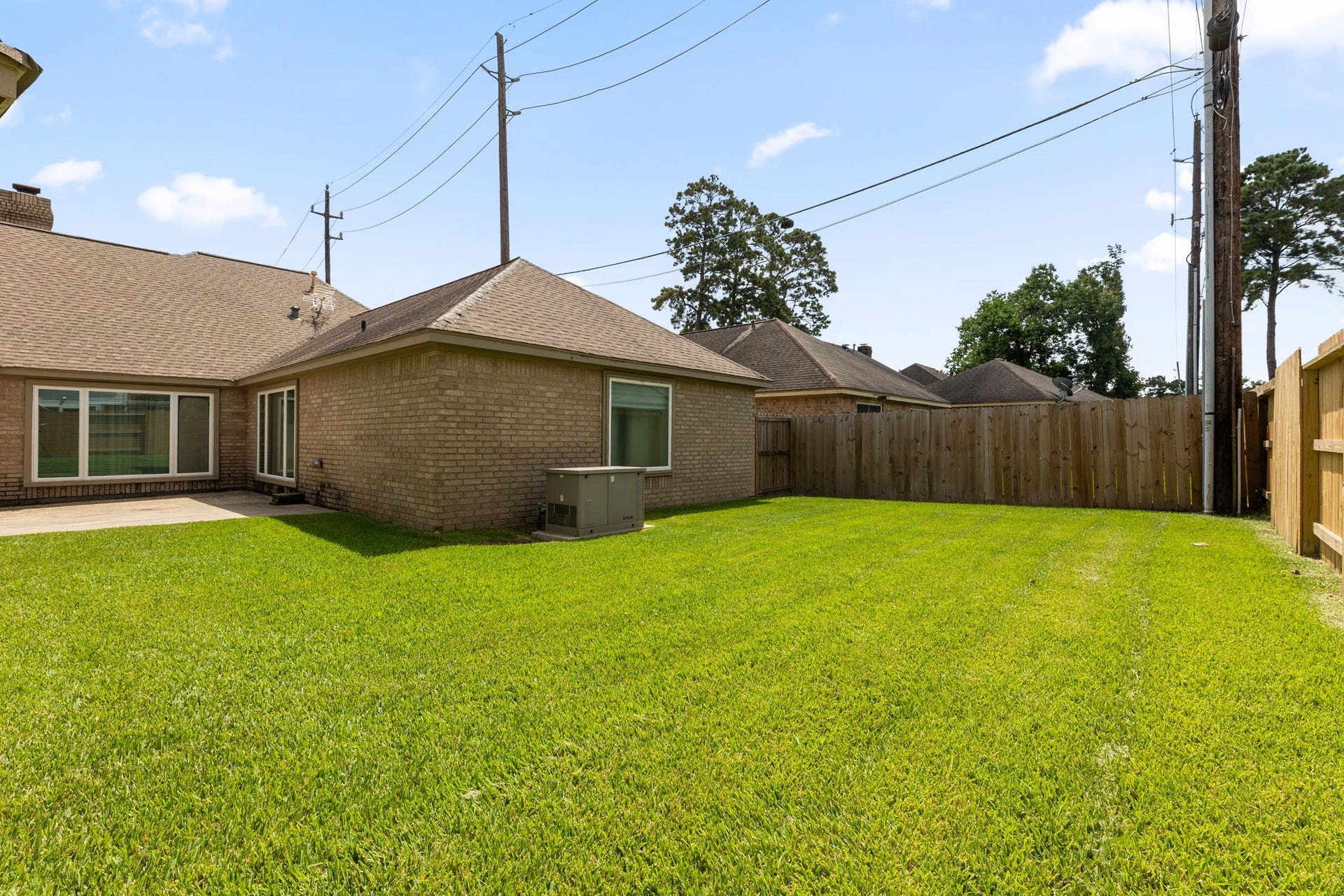 19611 Atasca Oaks Drive, Humble, TX 77346