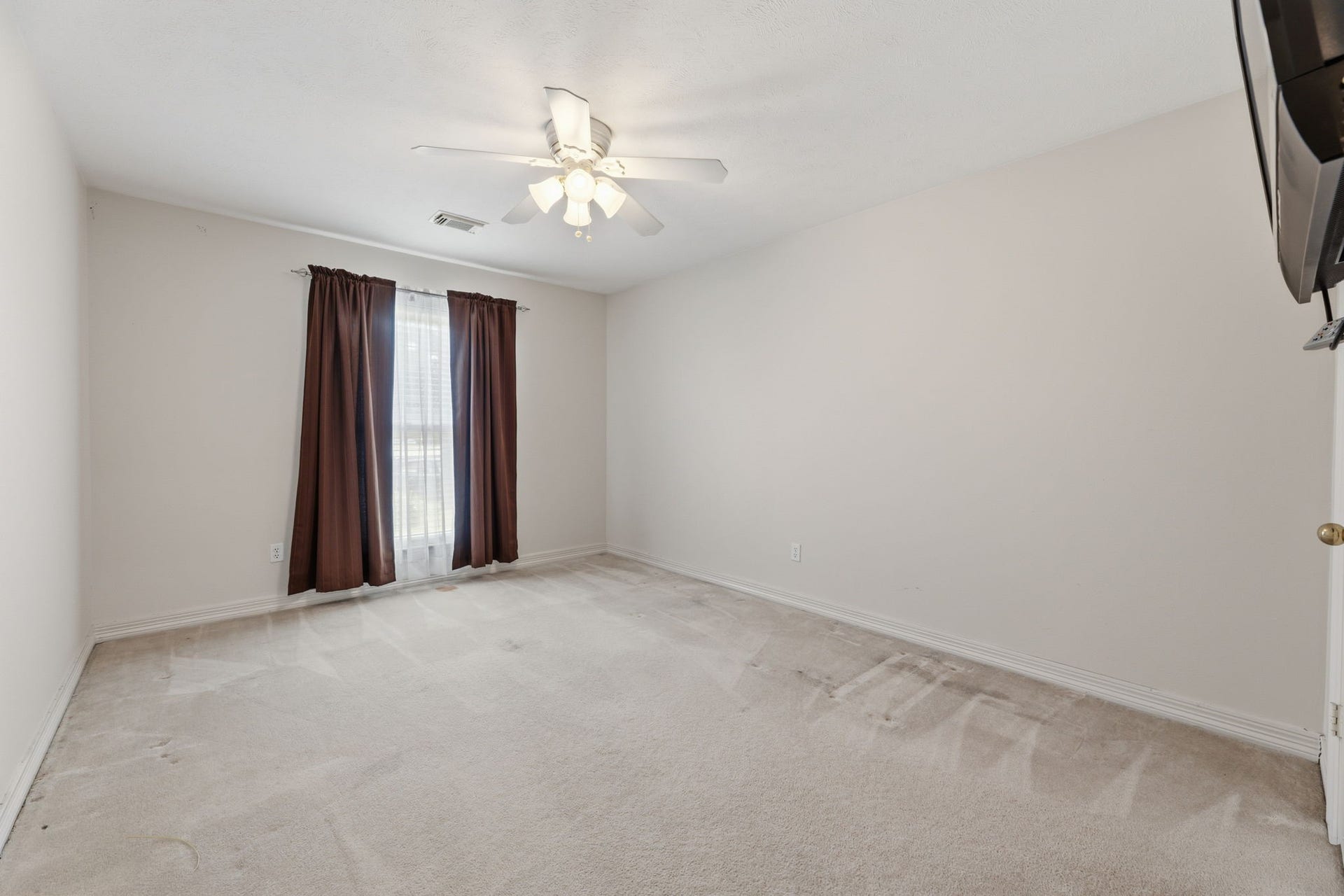 19611 Atasca Oaks Drive, Humble, TX 77346