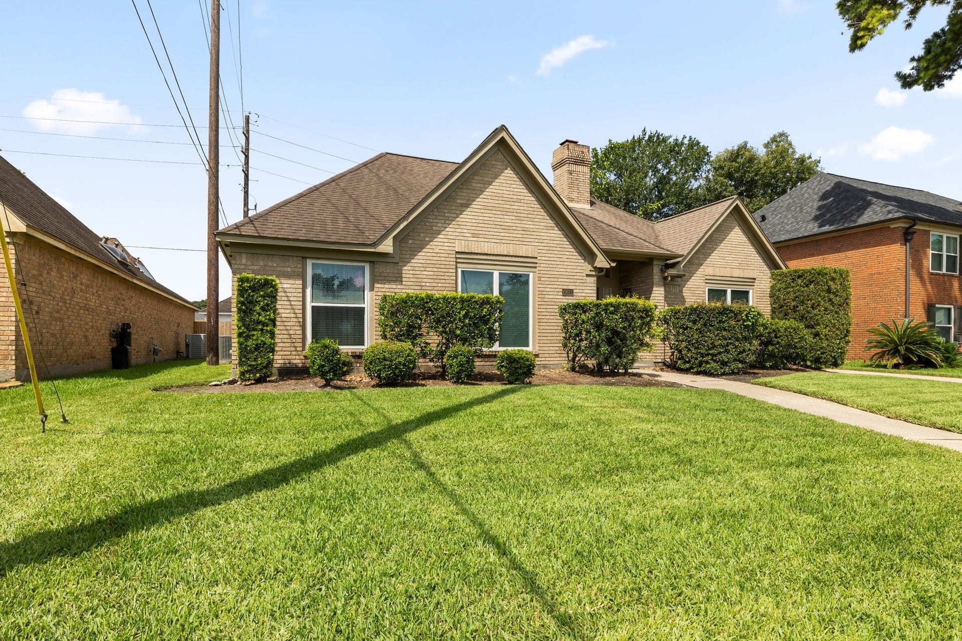 19611 Atasca Oaks Drive, Humble, TX 77346