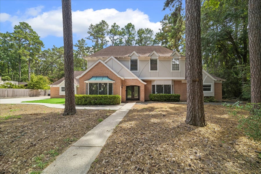 Property photo for 2702 Royal Circle Drive, Kingwood, TX