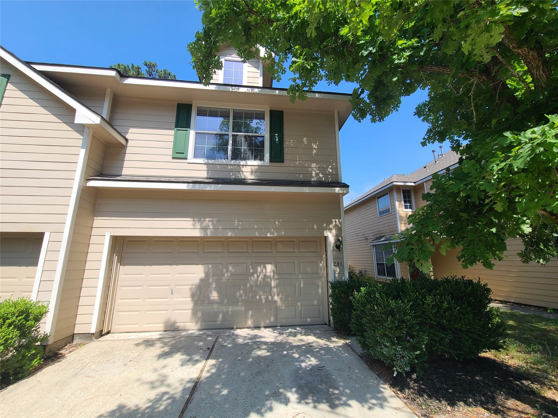 231 W Stedhill Loop, The Woodlands, TX 77384 231 W Stedhill Loop, The Woodlands, TX 77384
