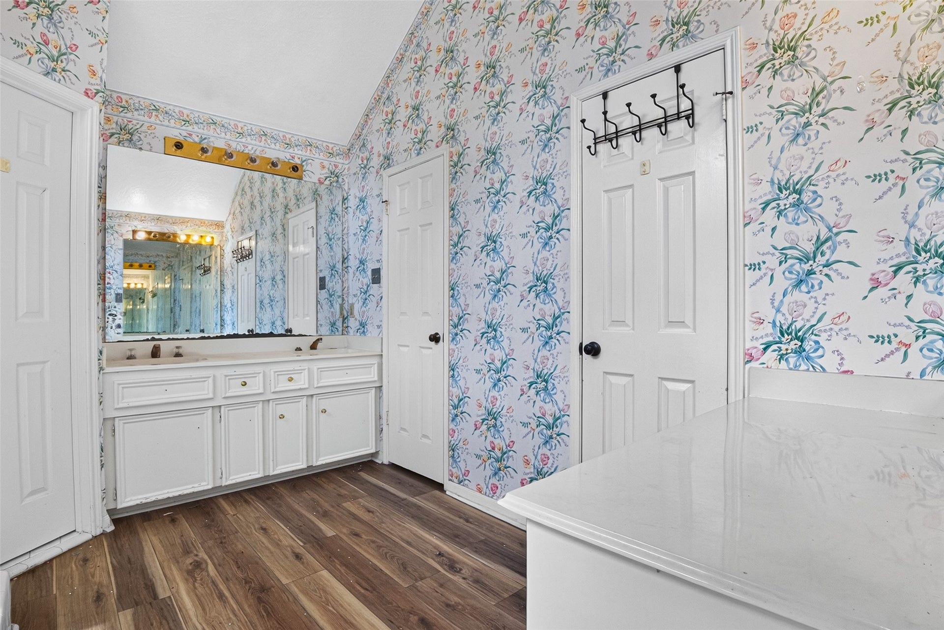 14811 Charlmont Drive, Houston, TX 77083 14811 Charlmont Drive, Houston, TX 77083