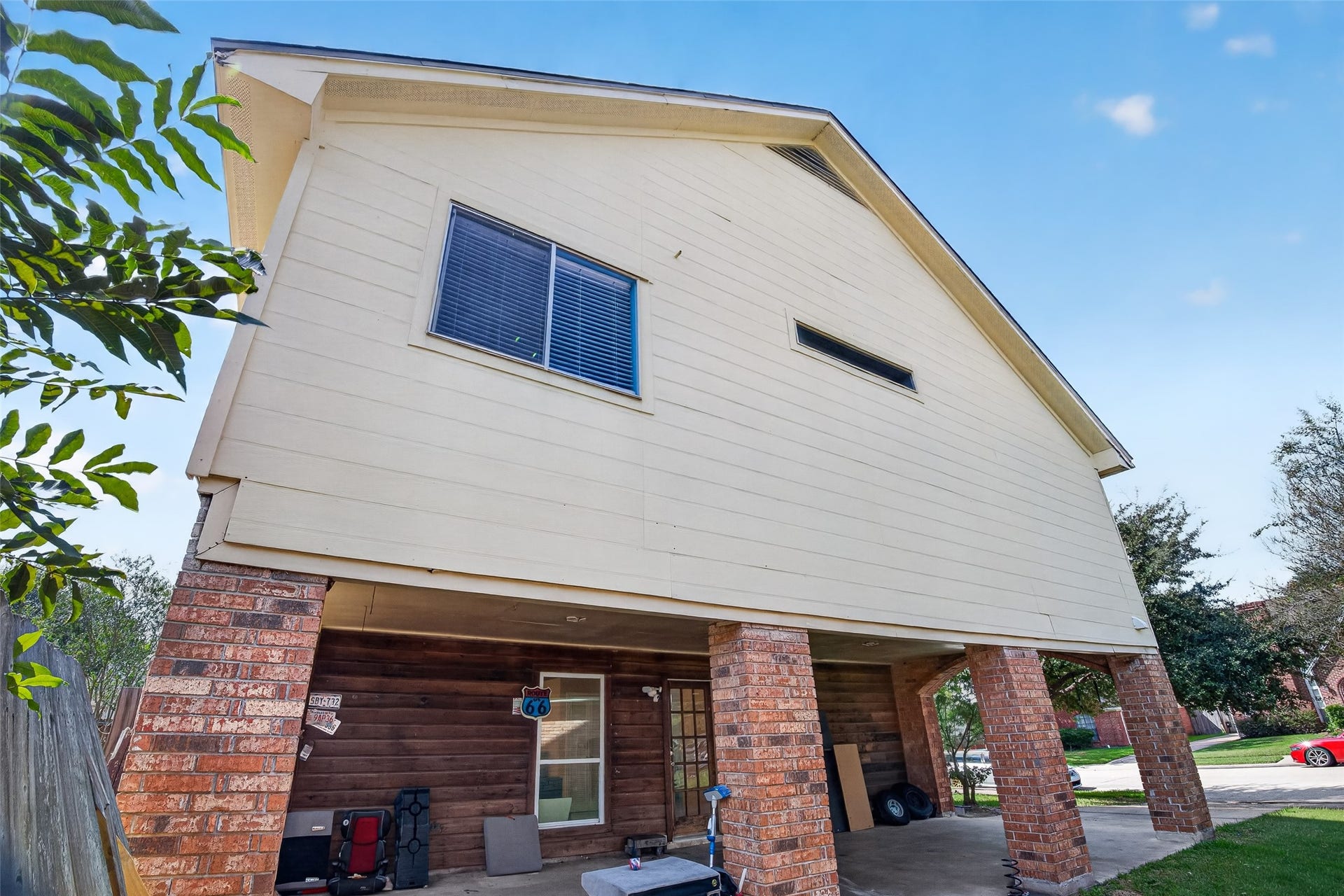 14811 Charlmont Drive, Houston, TX 77083 14811 Charlmont Drive, Houston, TX 77083