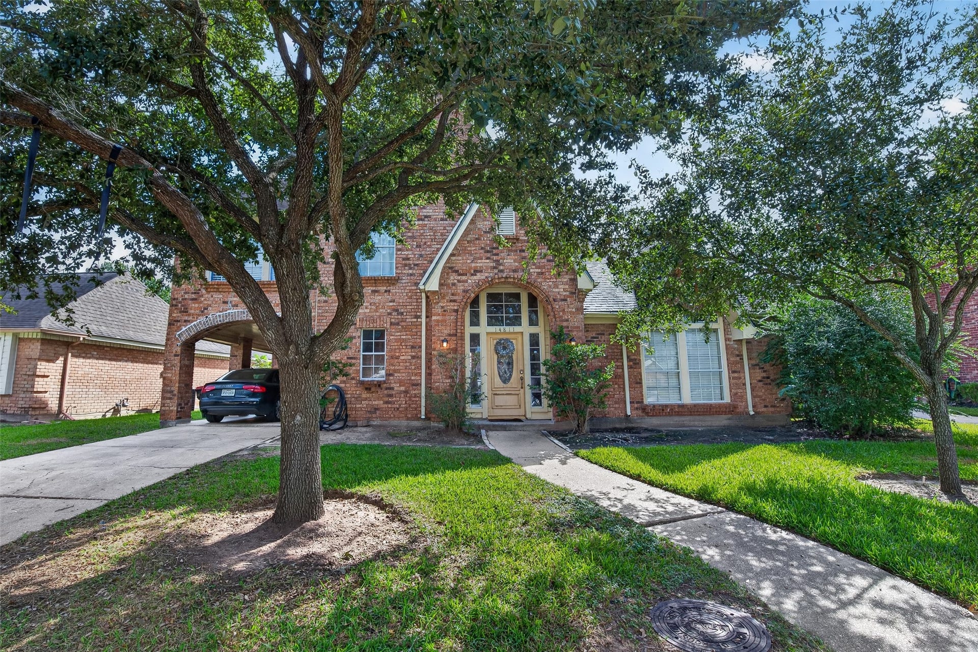 14811 Charlmont Drive, Houston, TX 77083 14811 Charlmont Drive, Houston, TX 77083