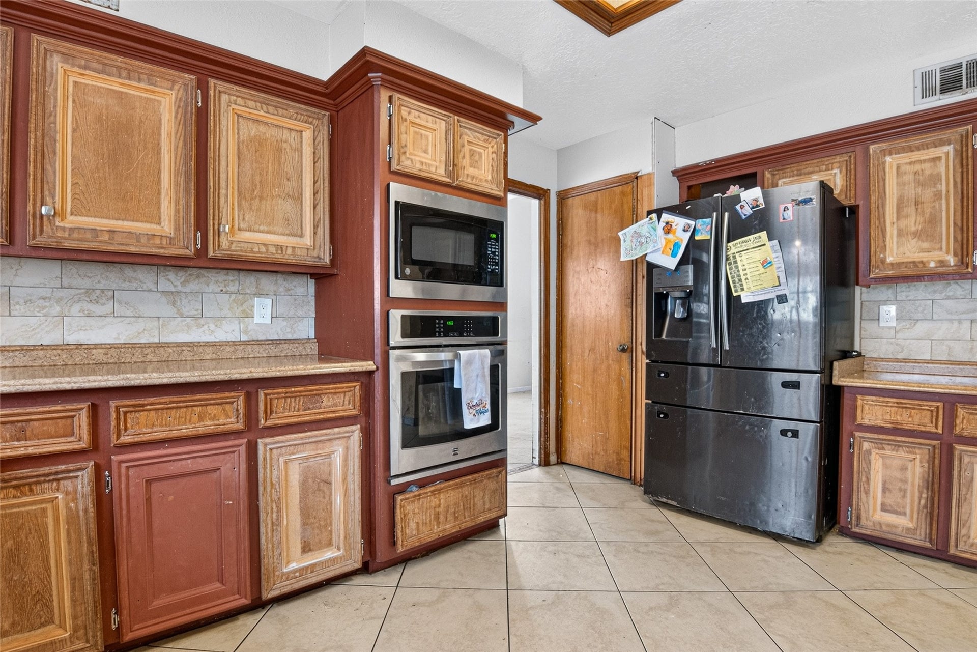 14811 Charlmont Drive, Houston, TX 77083 14811 Charlmont Drive, Houston, TX 77083