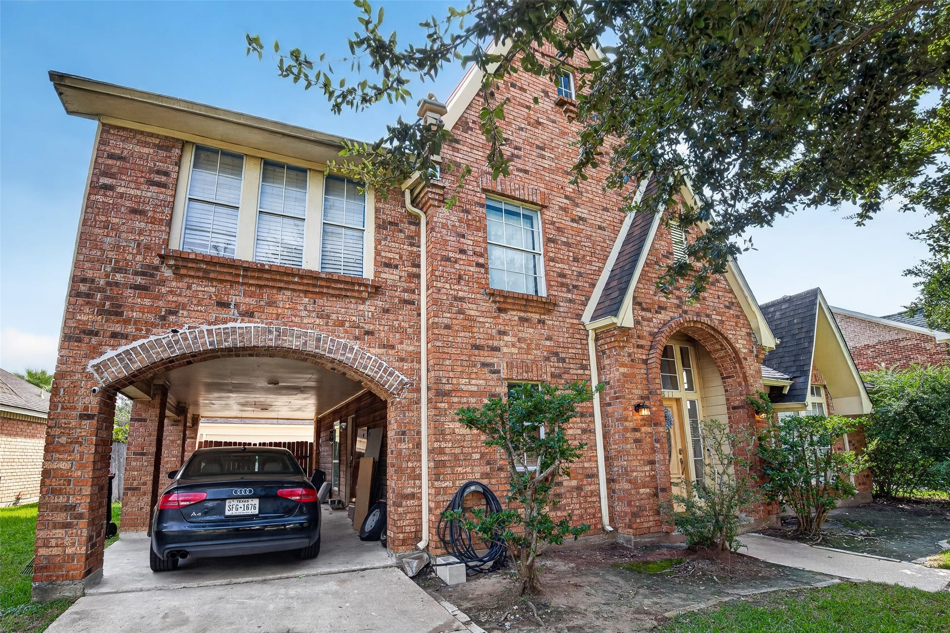 14811 Charlmont Drive, Houston, TX 77083 14811 Charlmont Drive, Houston, TX 77083