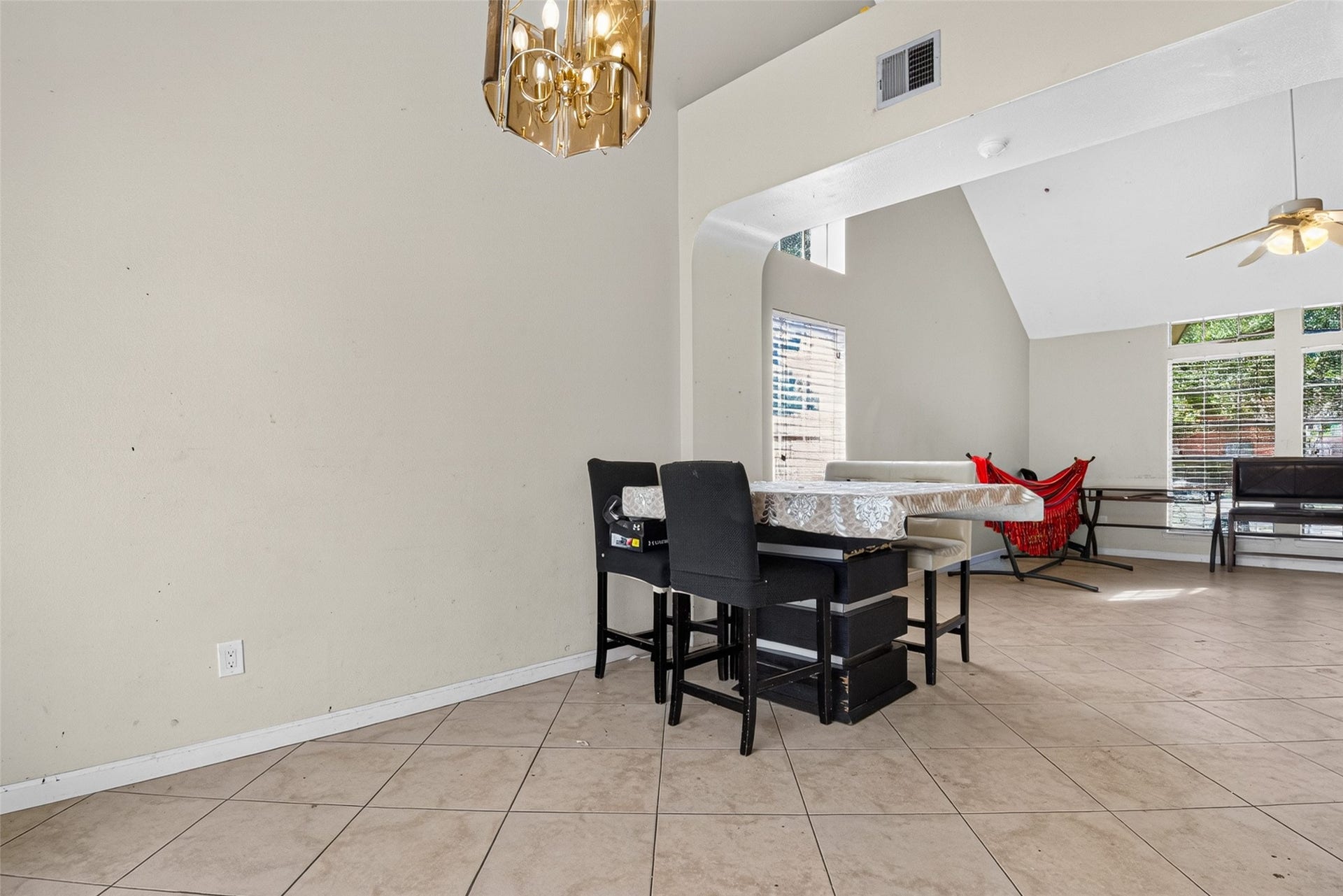 14811 Charlmont Drive, Houston, TX 77083 14811 Charlmont Drive, Houston, TX 77083
