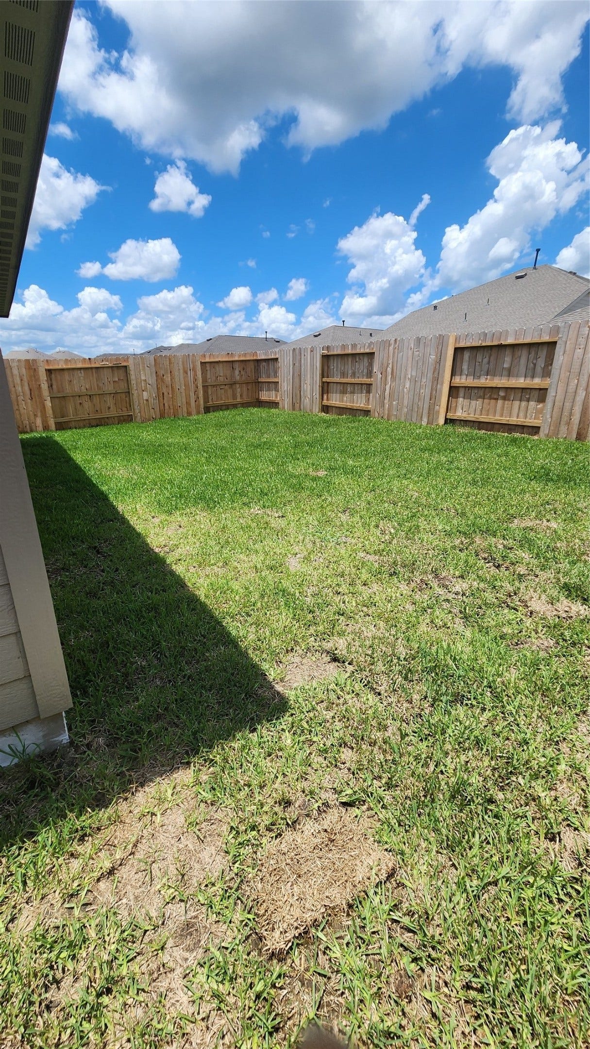 18659 Cepagatti Dr, New Caney, TX 77357